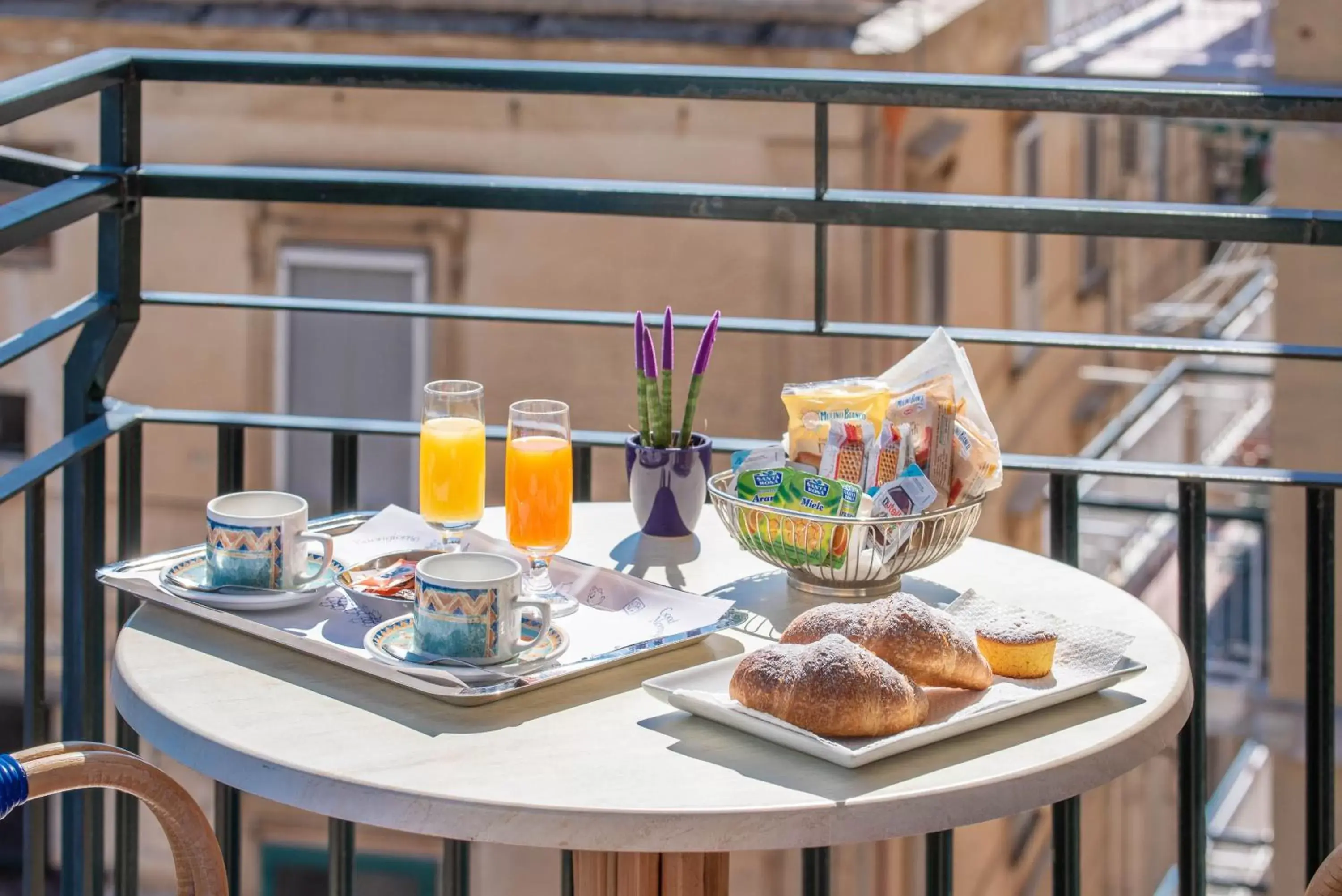 Continental breakfast in La Casa Delle Stelle