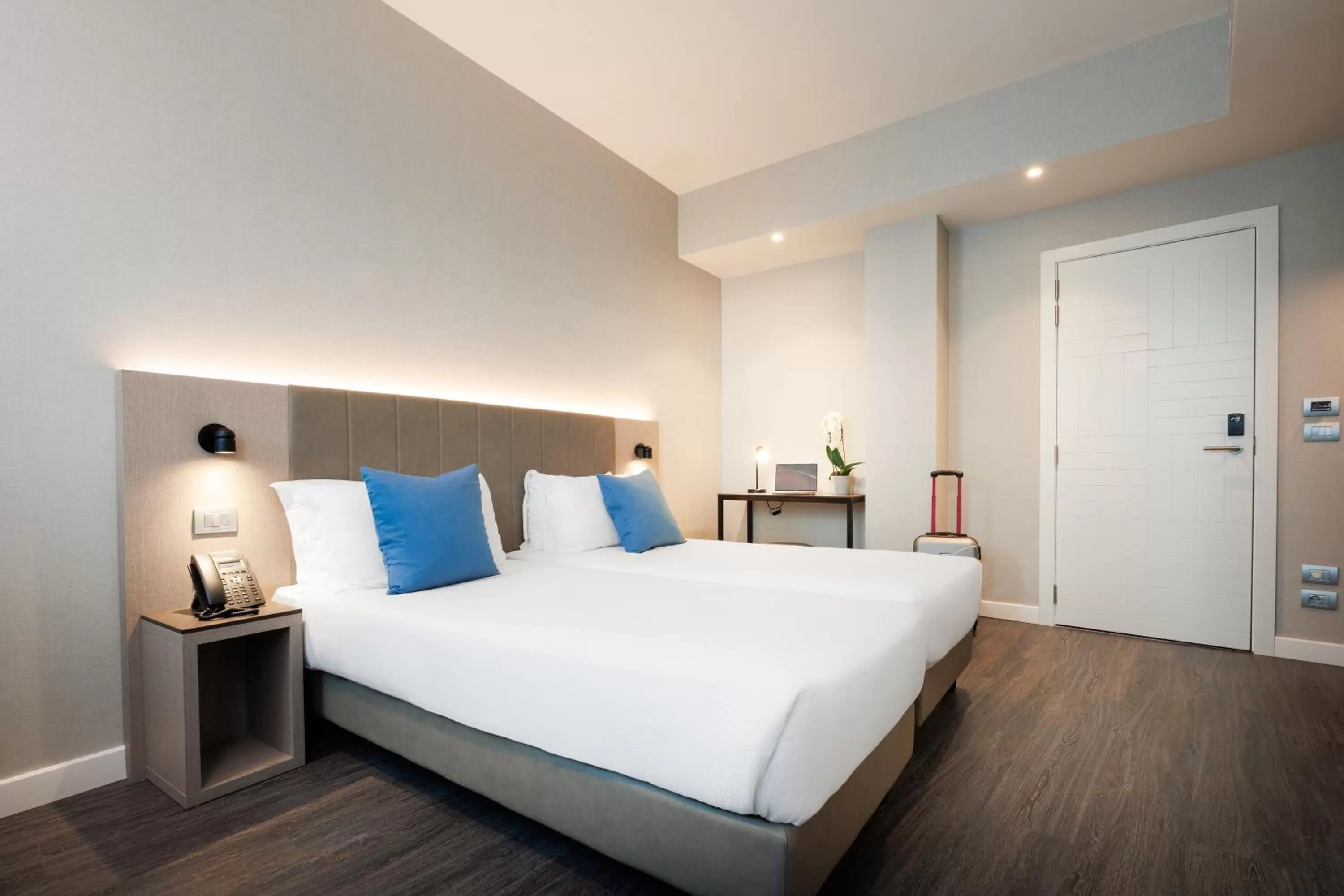 Bed in IH Hotels Milano Centrale