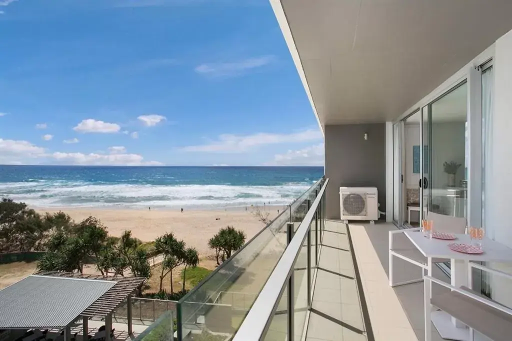 Sea View in One The Esplanade Apartments on Surfers Paradise