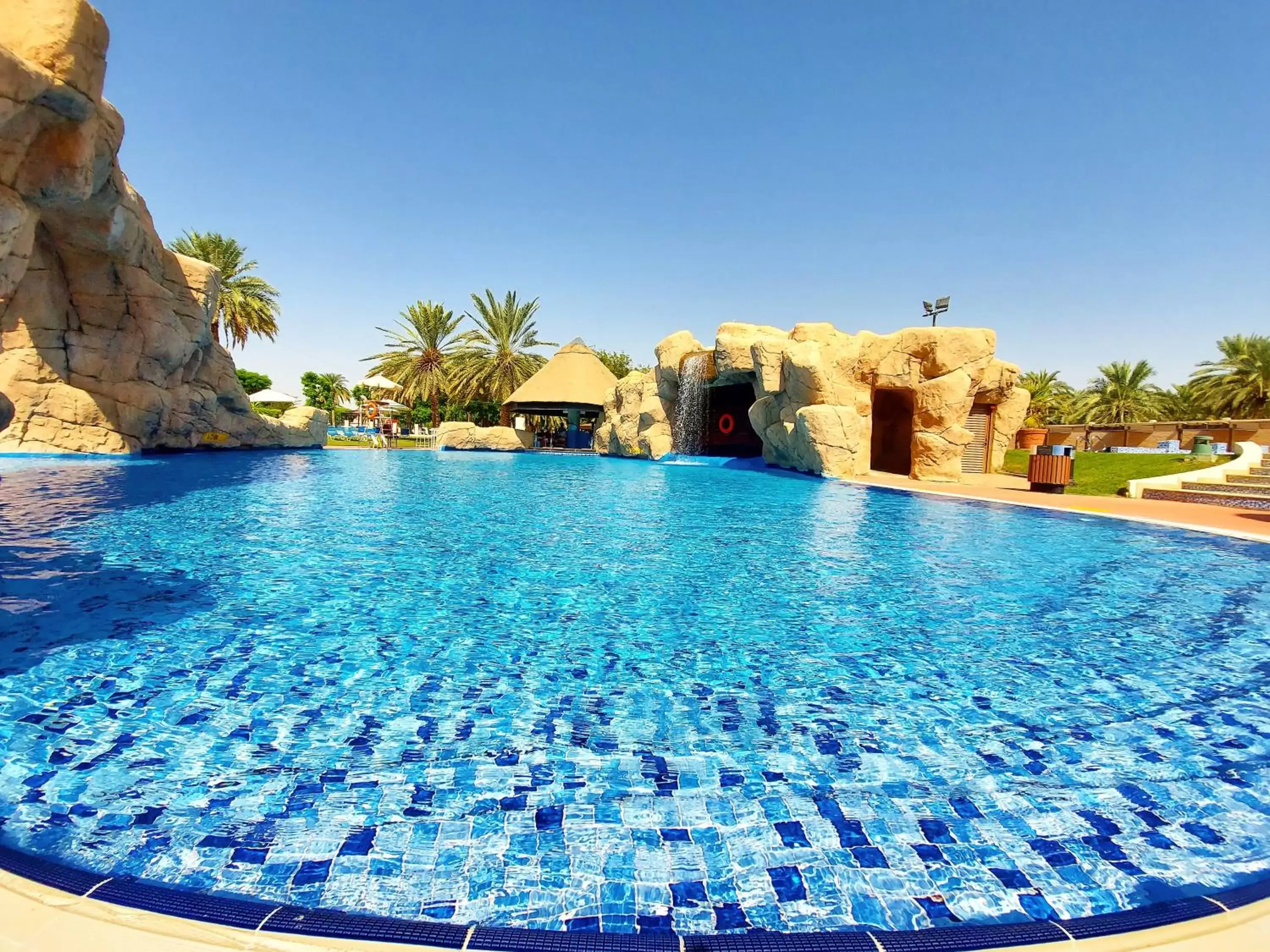 Swimming Pool in Danat Al Ain Resort