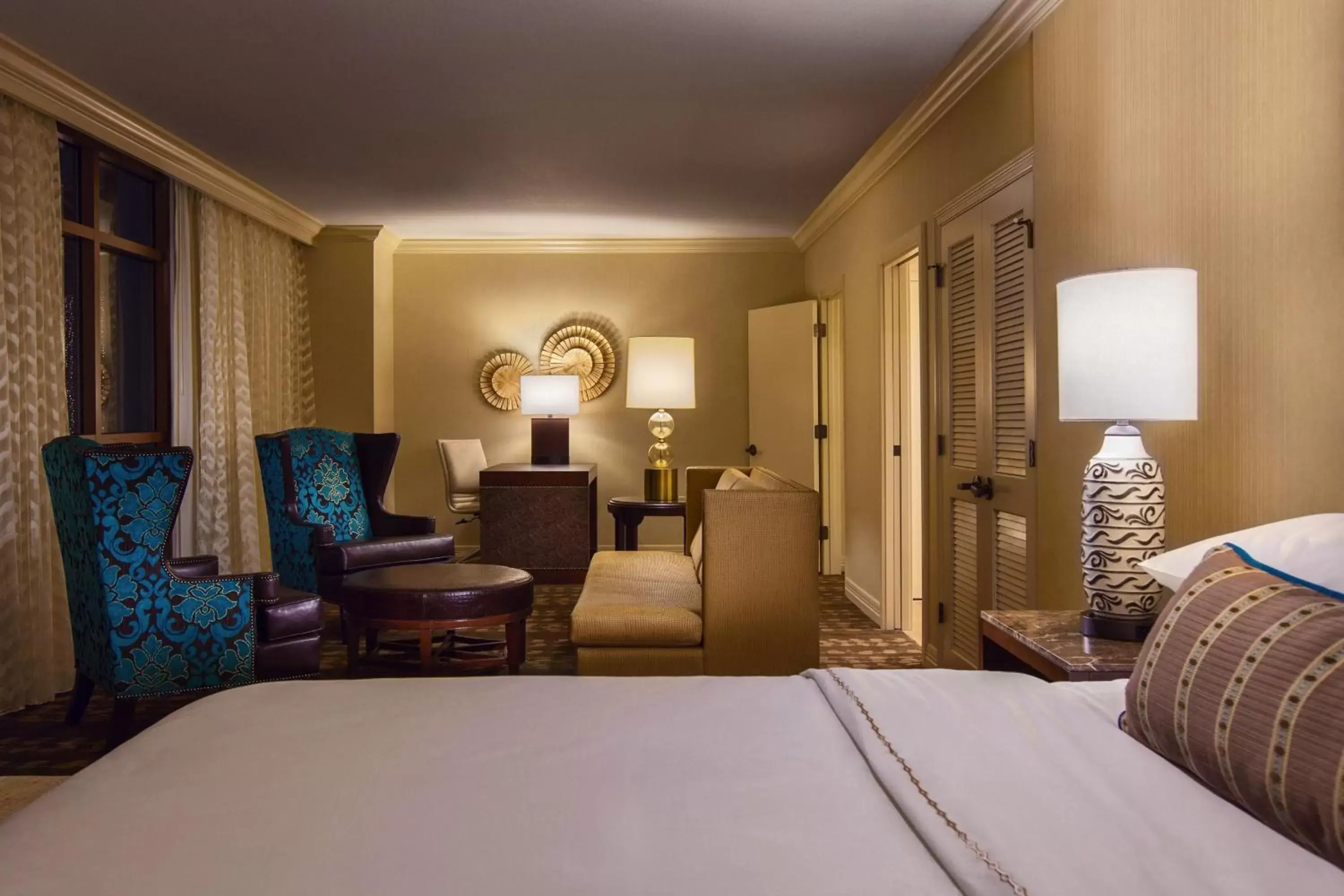 Bedroom, Bed in Gaylord Texan Resort and Convention Center