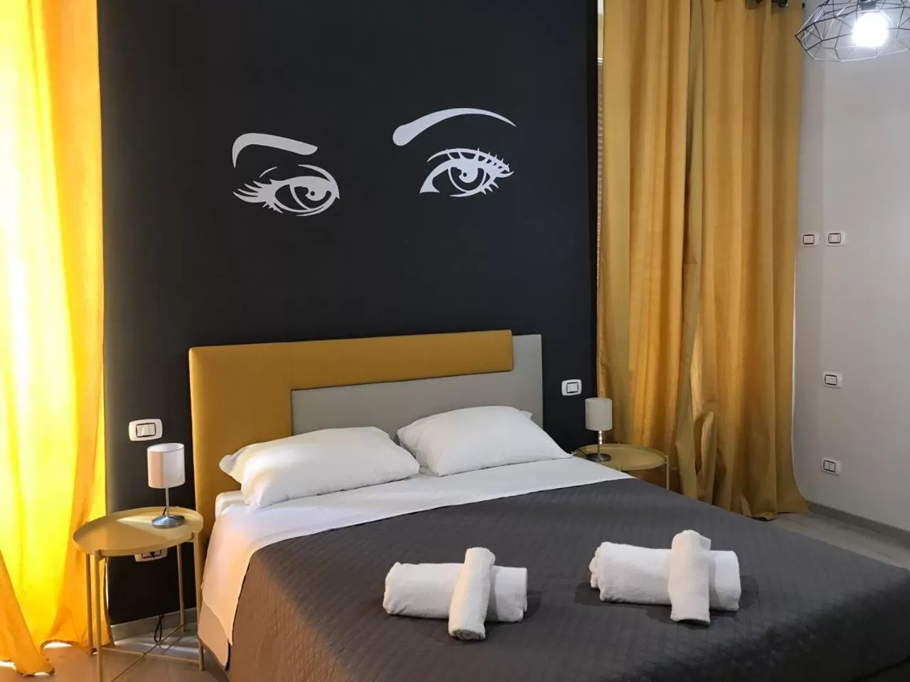 Photo of the whole room, Bed in Sensation House