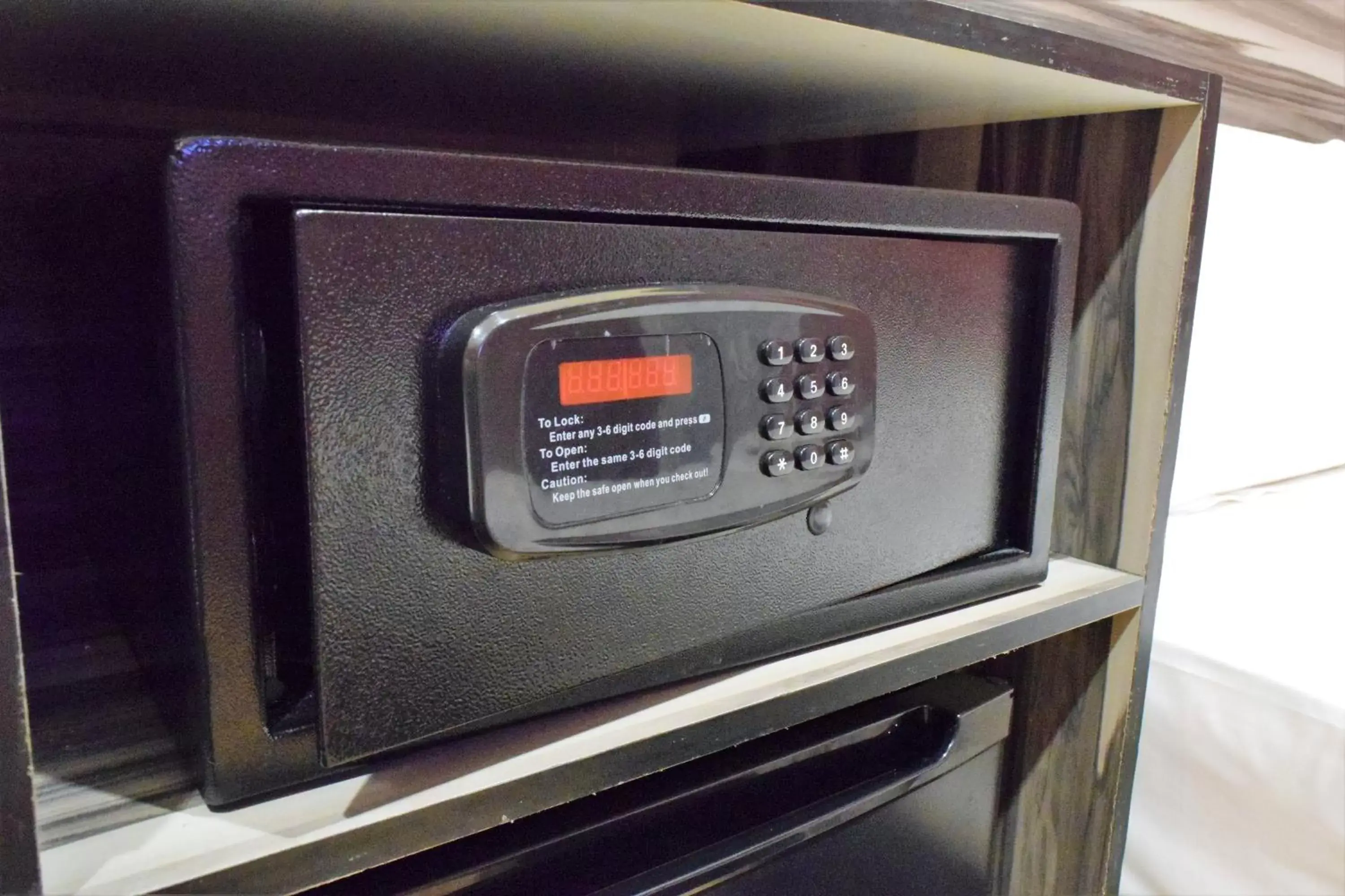 safe in DJ Citi Inn Premier safe in DJ Citi Inn Premier