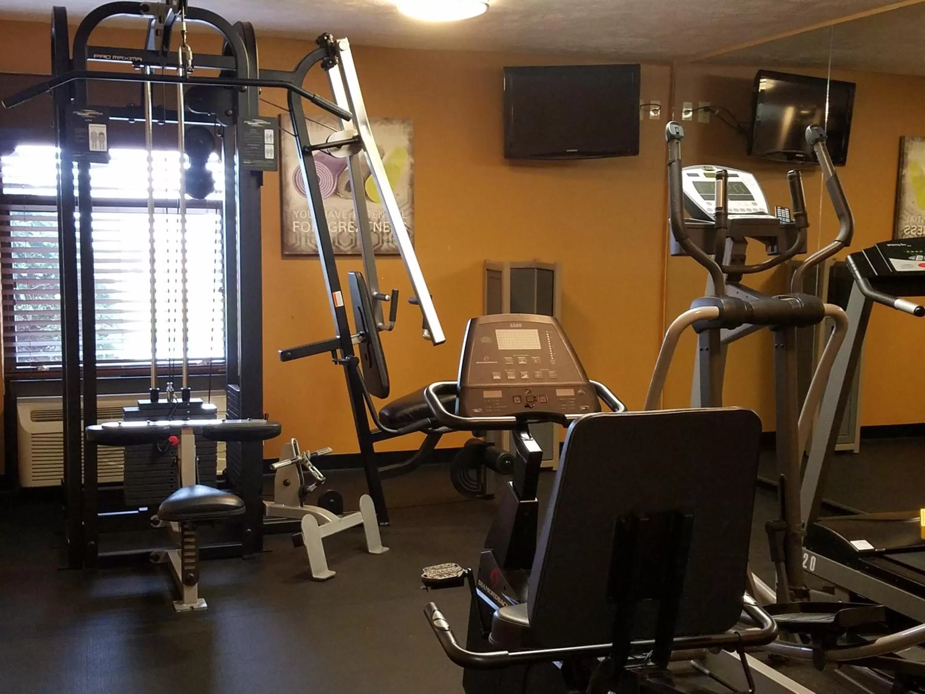 Fitness centre/facilities in Best Western Martinsville Inn