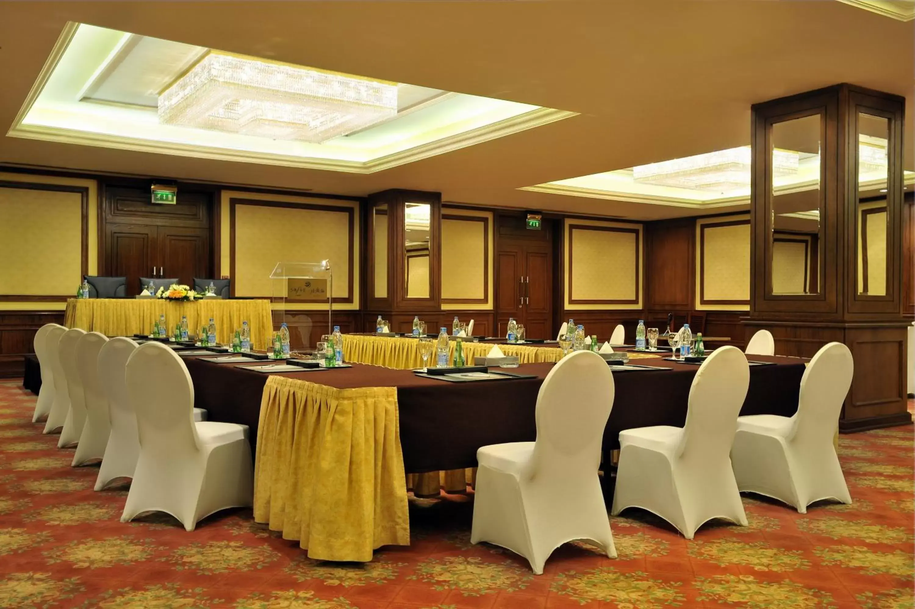 Business facilities in Safir Hotel Cairo