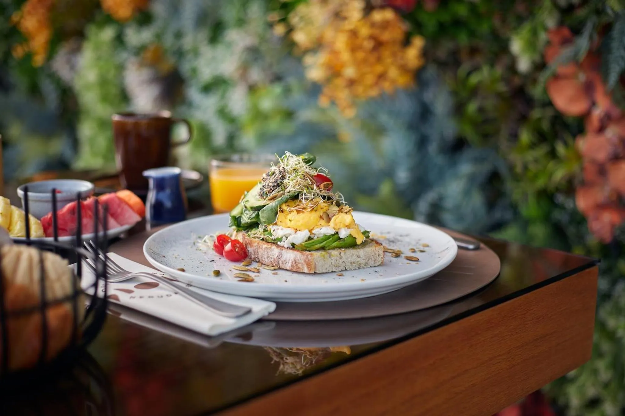 Restaurant/places to eat in voco Guadalajara Neruda by IHG