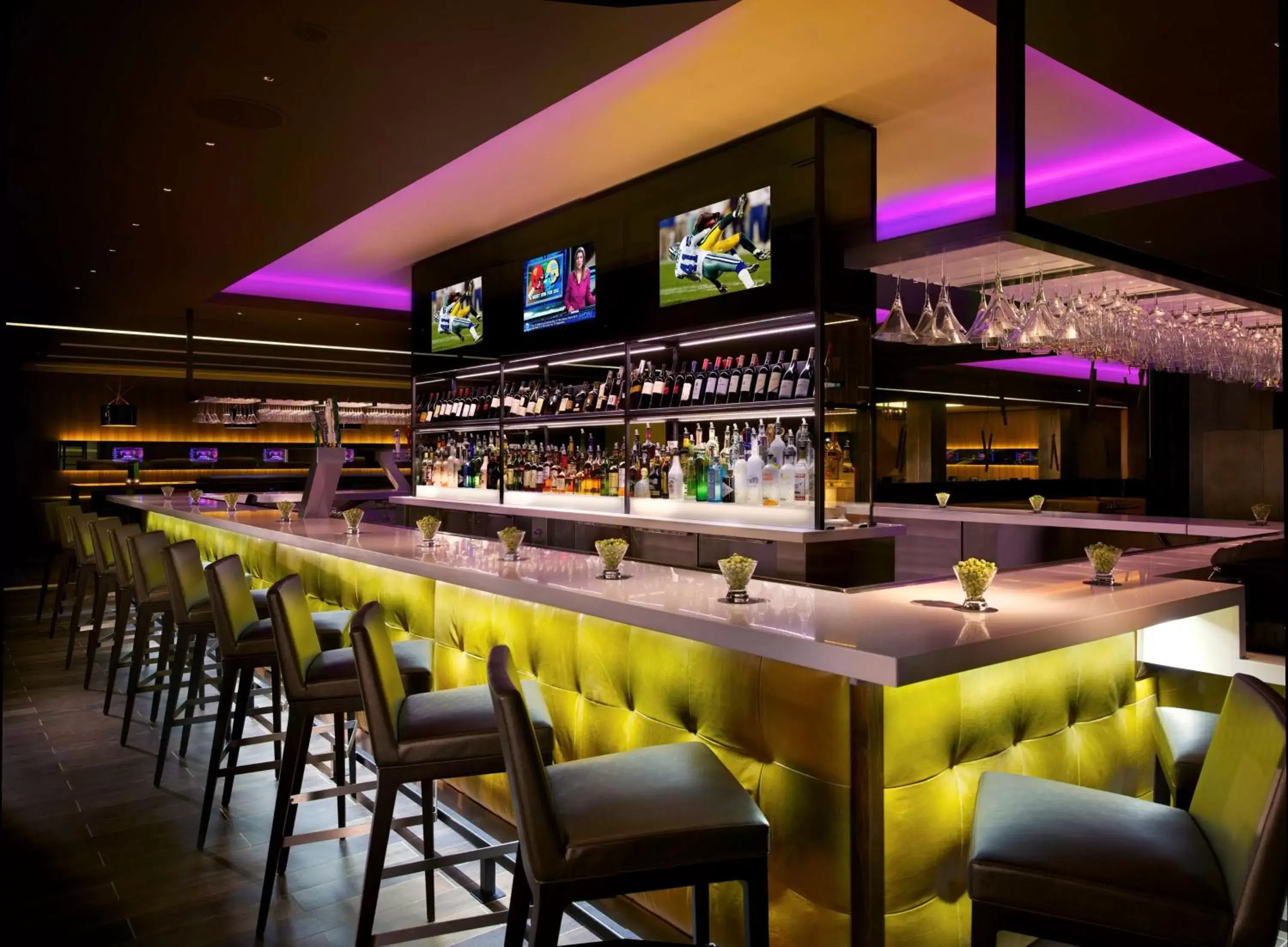 Lounge or bar, Lounge/Bar in Hilton Anatole
