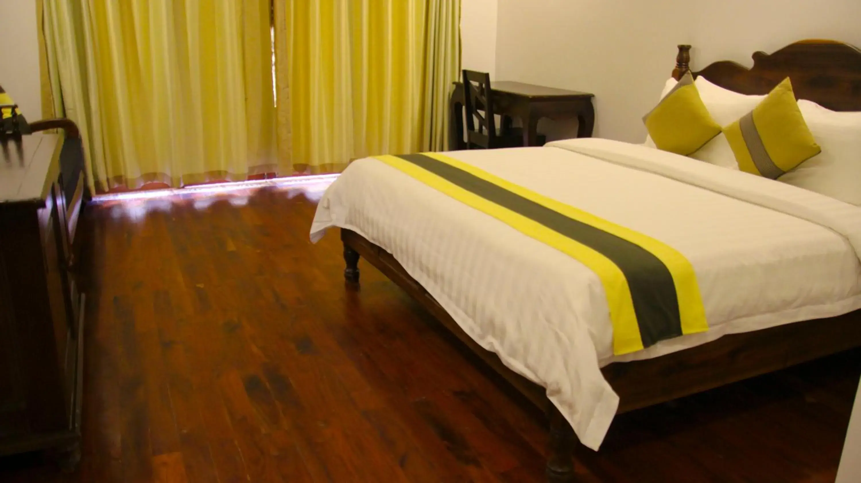 Photo of the whole room, Bed in La Residence Watbo Hotel