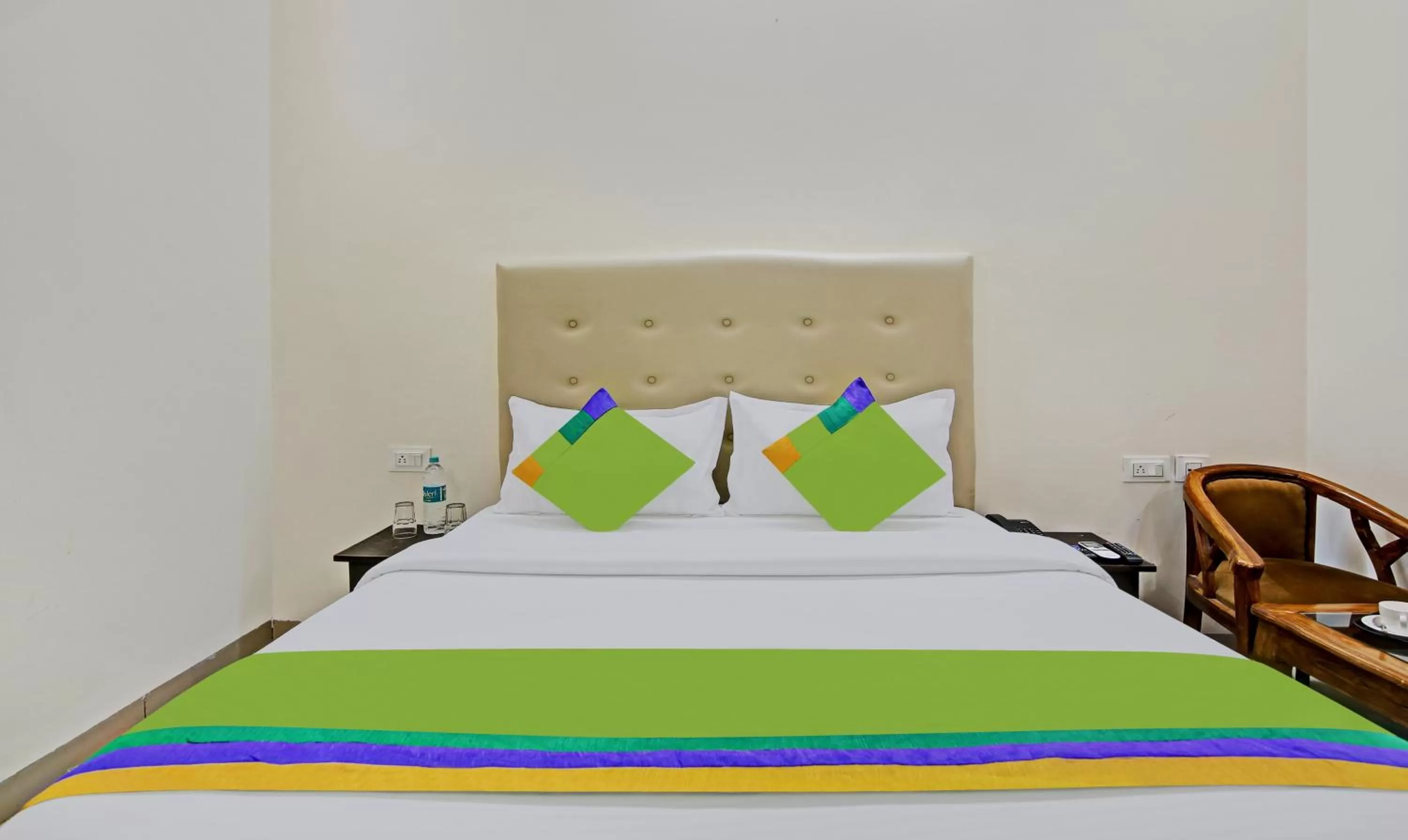 Bedroom, Bed in Treebo Trend Royal Empire