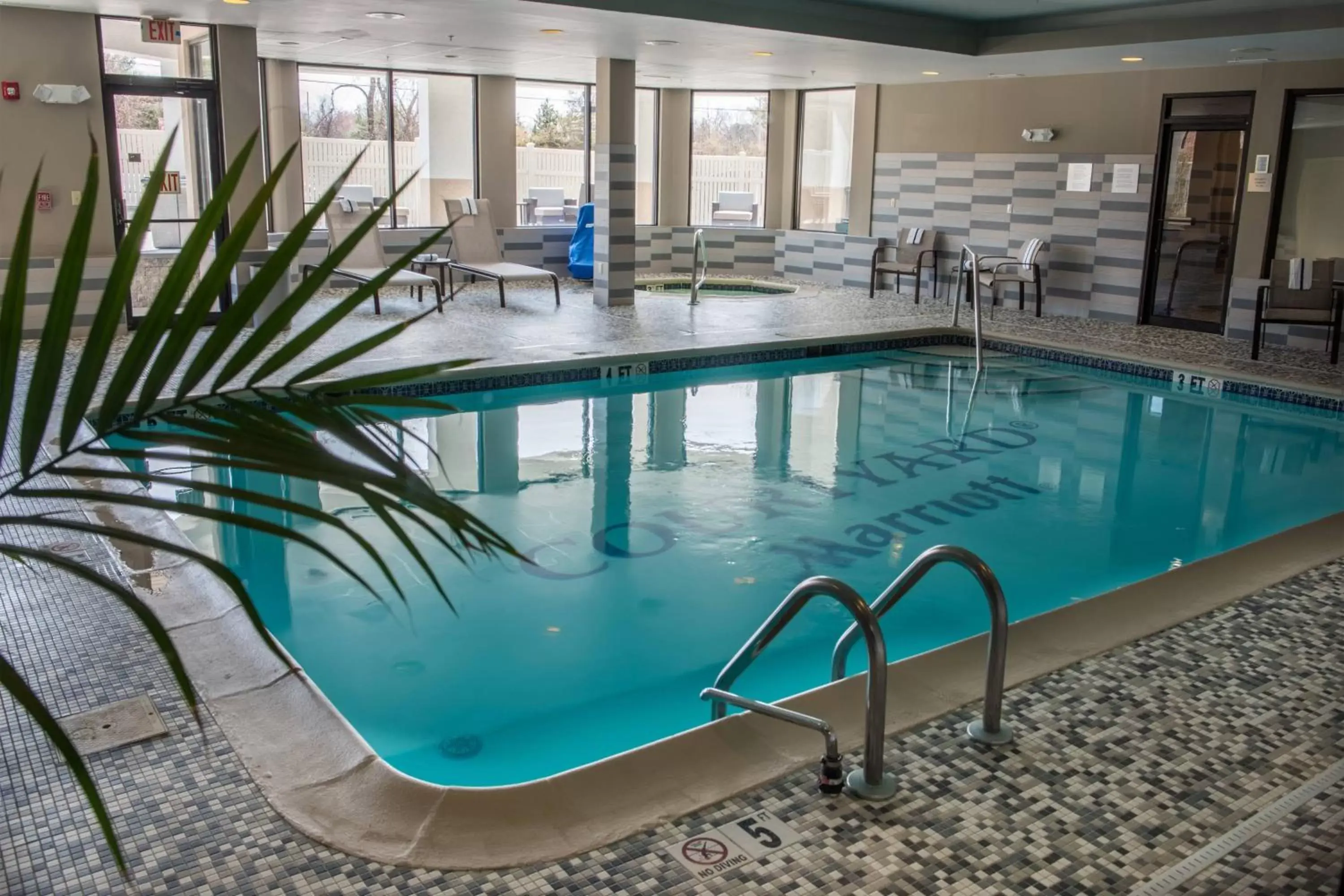 Swimming Pool in Courtyard by Marriott Norwich