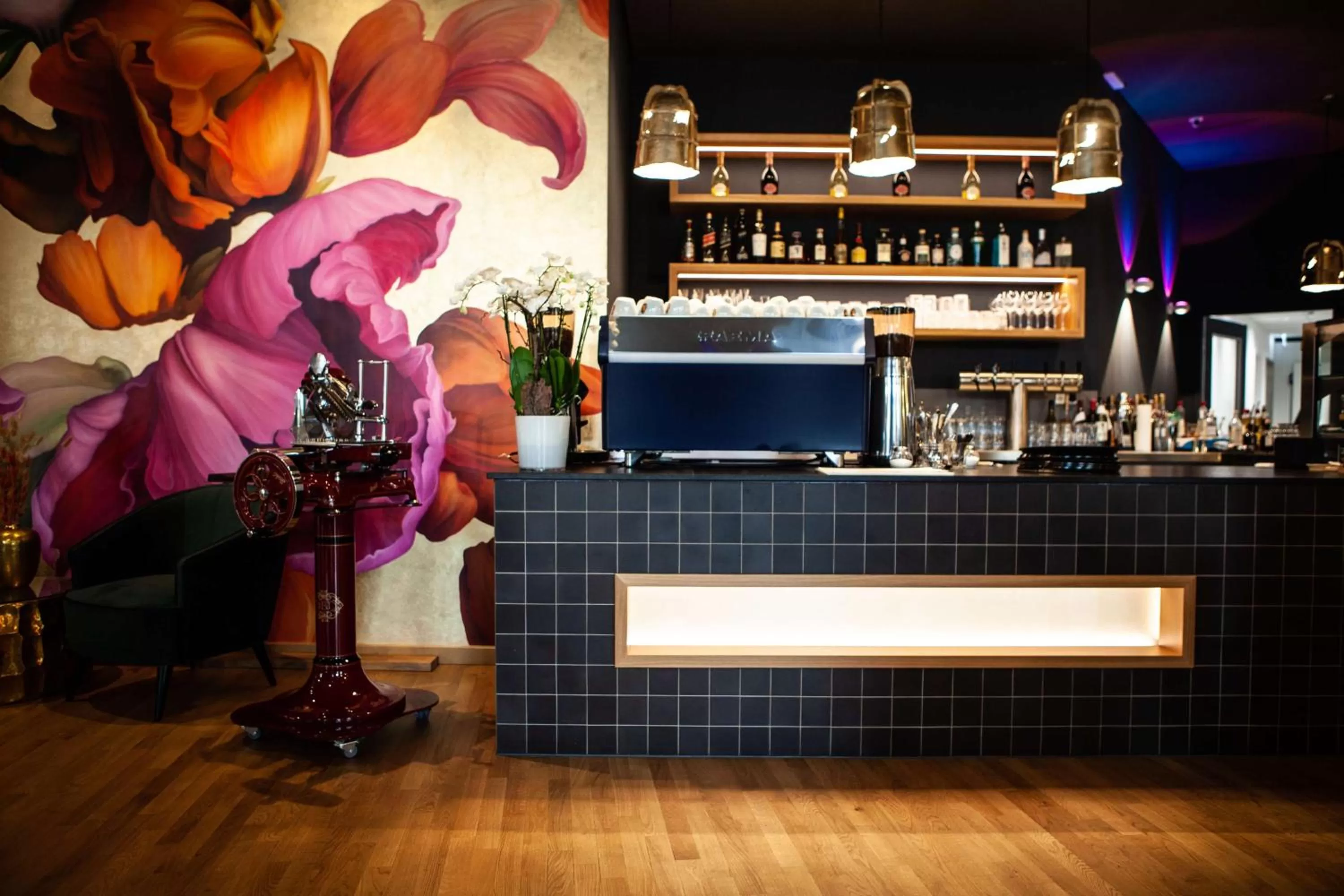 Breakfast in Adina Apartment Hotel Wiesbaden