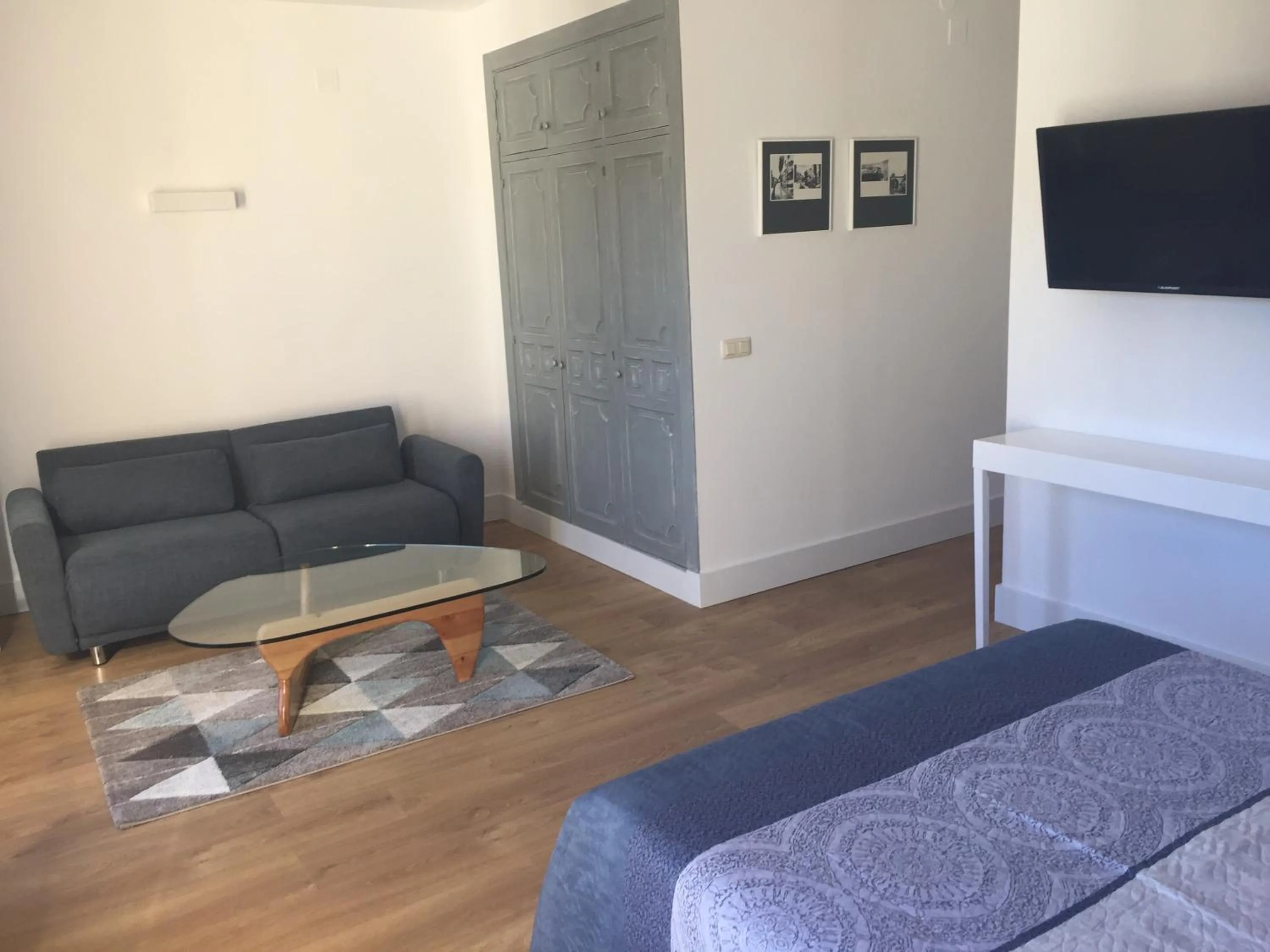 Bedroom in Hotel Leonor de Aquitania