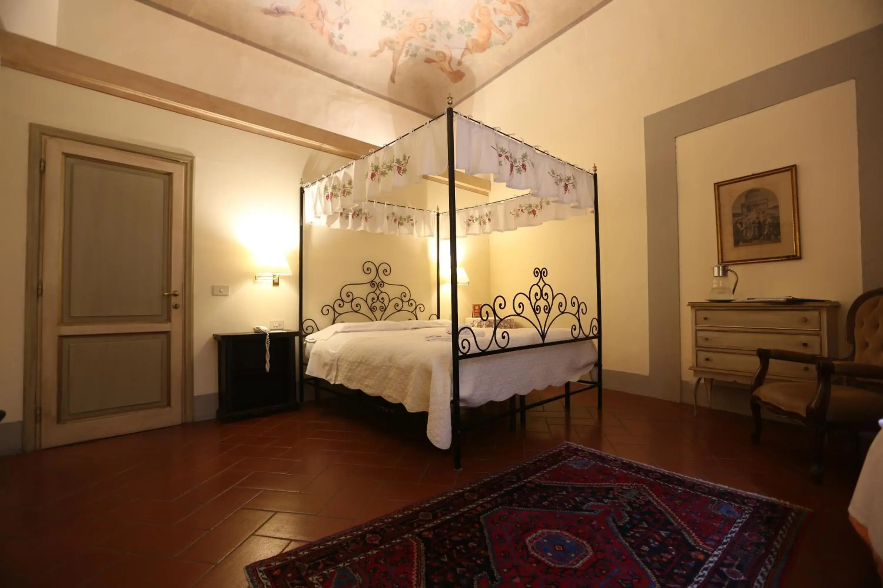 Photo of the whole room, Bed in Hotel Burchianti