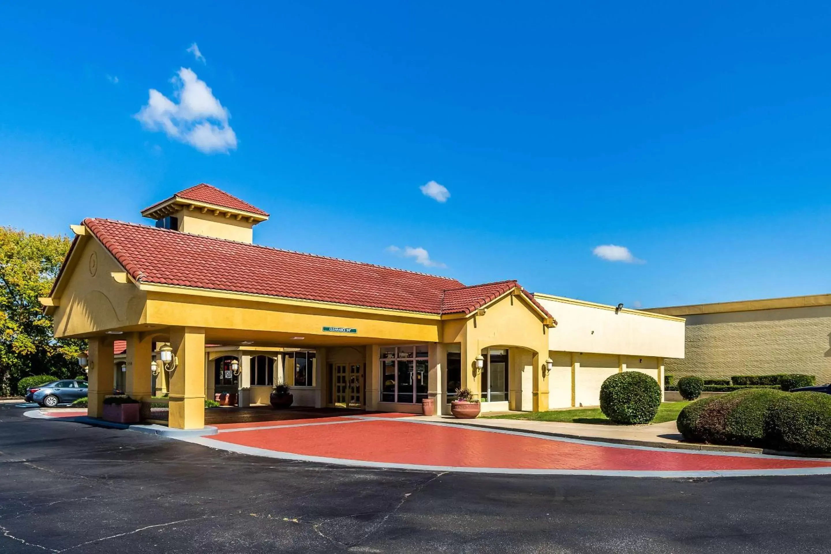 Property Building in Quality Inn Clemson near University