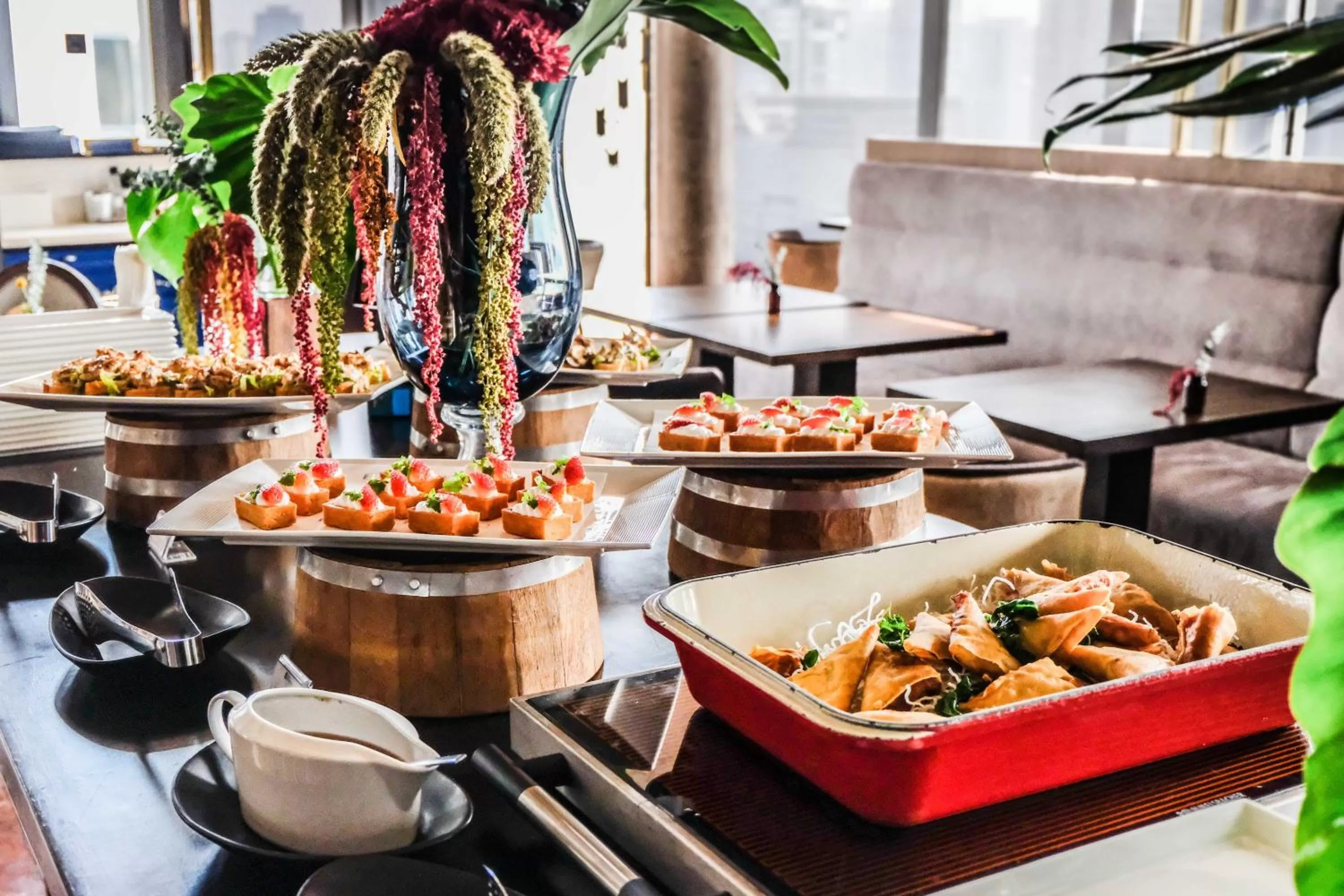 Meeting/conference room in Hotel Indigo Bangkok Wireless Road by IHG