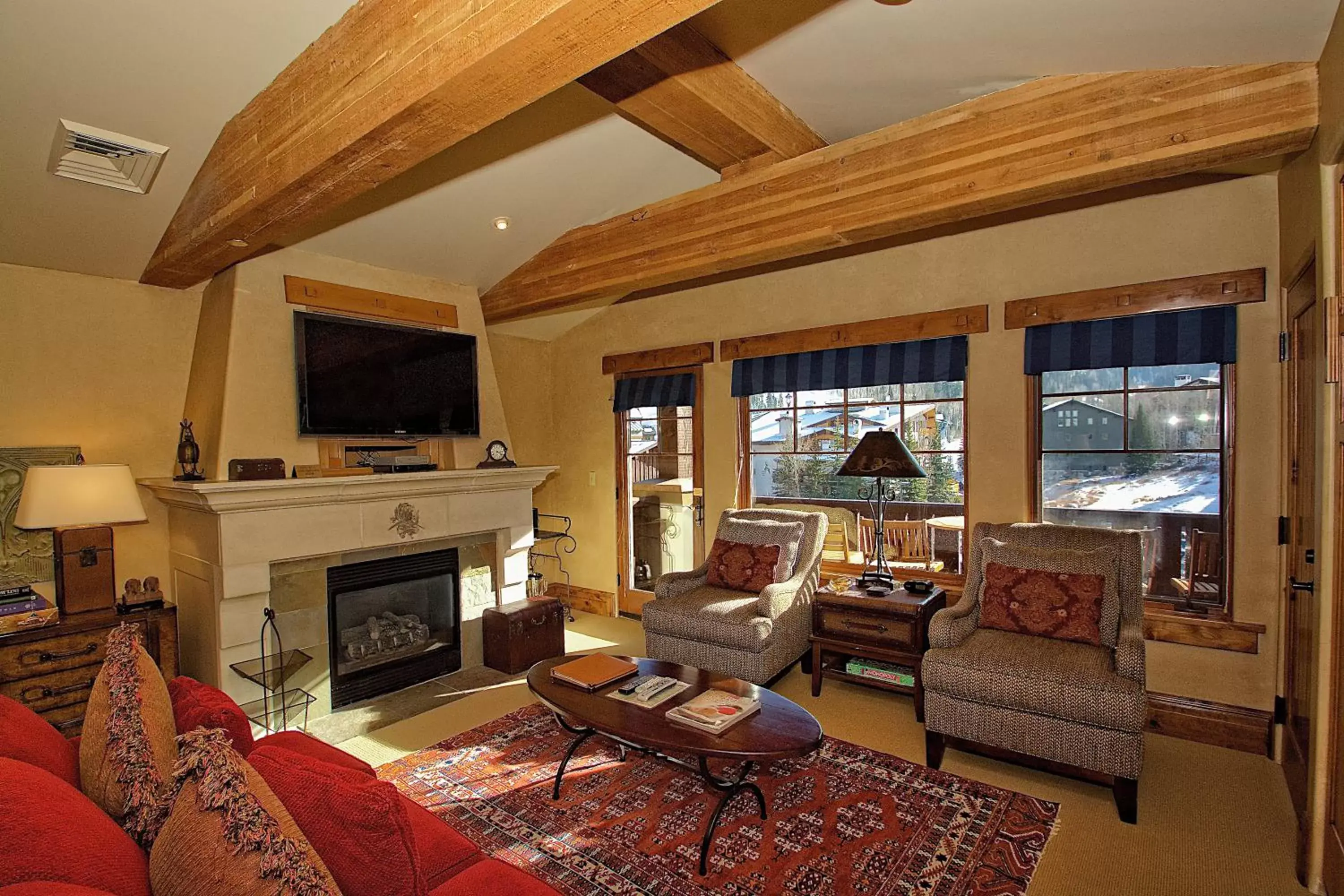 Studio Room with Queen Murphy Bed in The Chateaux Deer Valley Studio Room with Queen Murphy Bed in The Chateaux Deer Valley