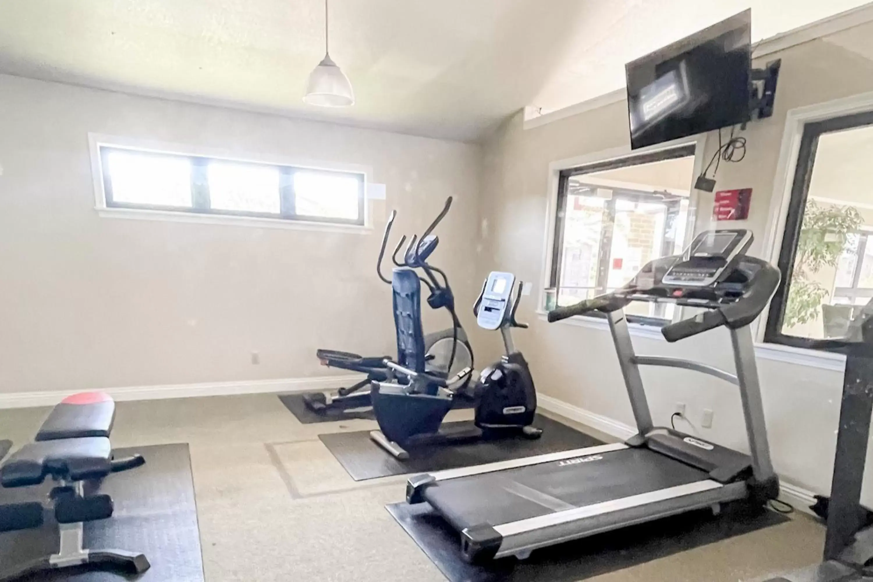 Fitness Center/Facilities in Thousand Hills - The Knollwood At Foothills