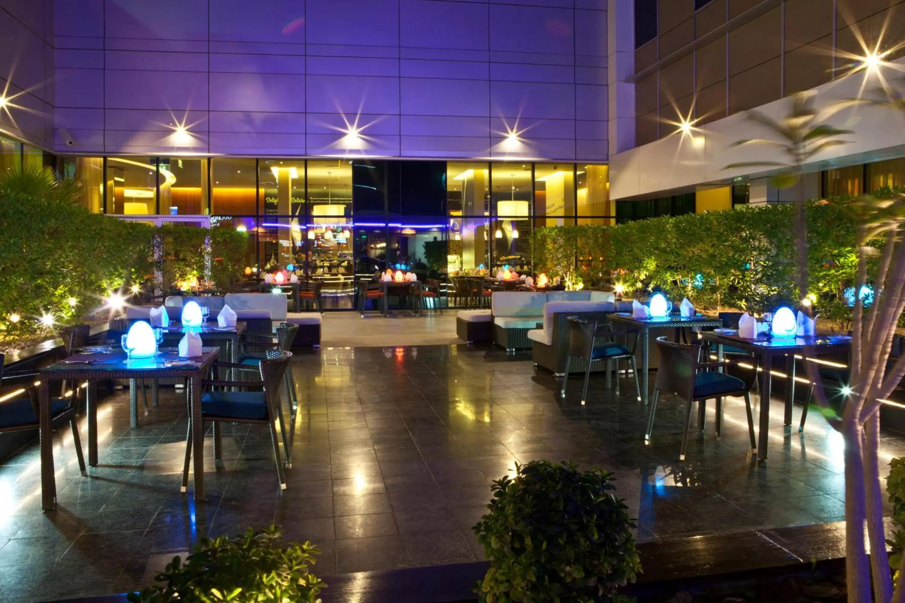 Restaurant/Places to Eat in Novotel Suites Dubai Mall of the Emirates