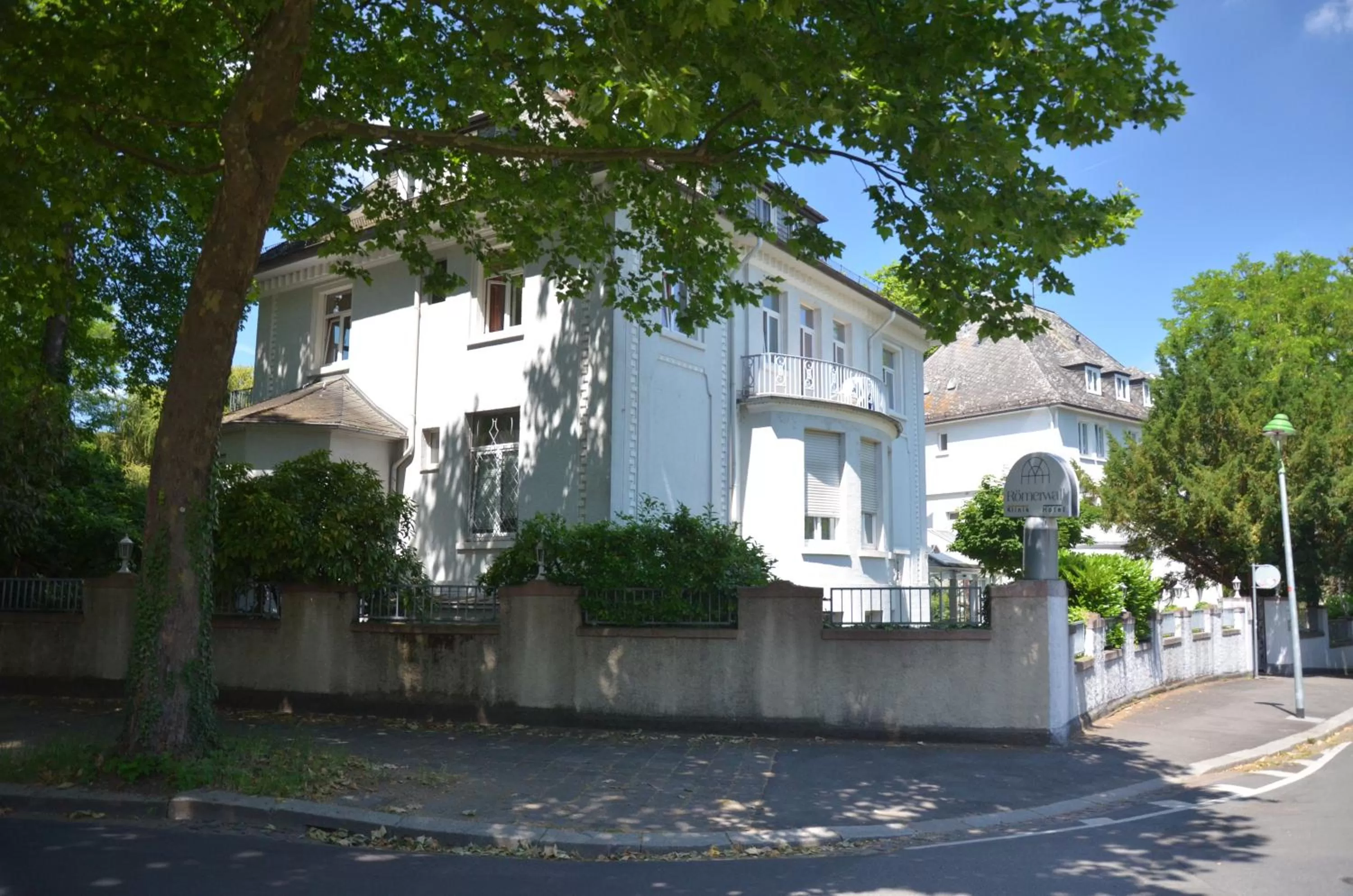 Facade/entrance in Hotel Am Römerwall