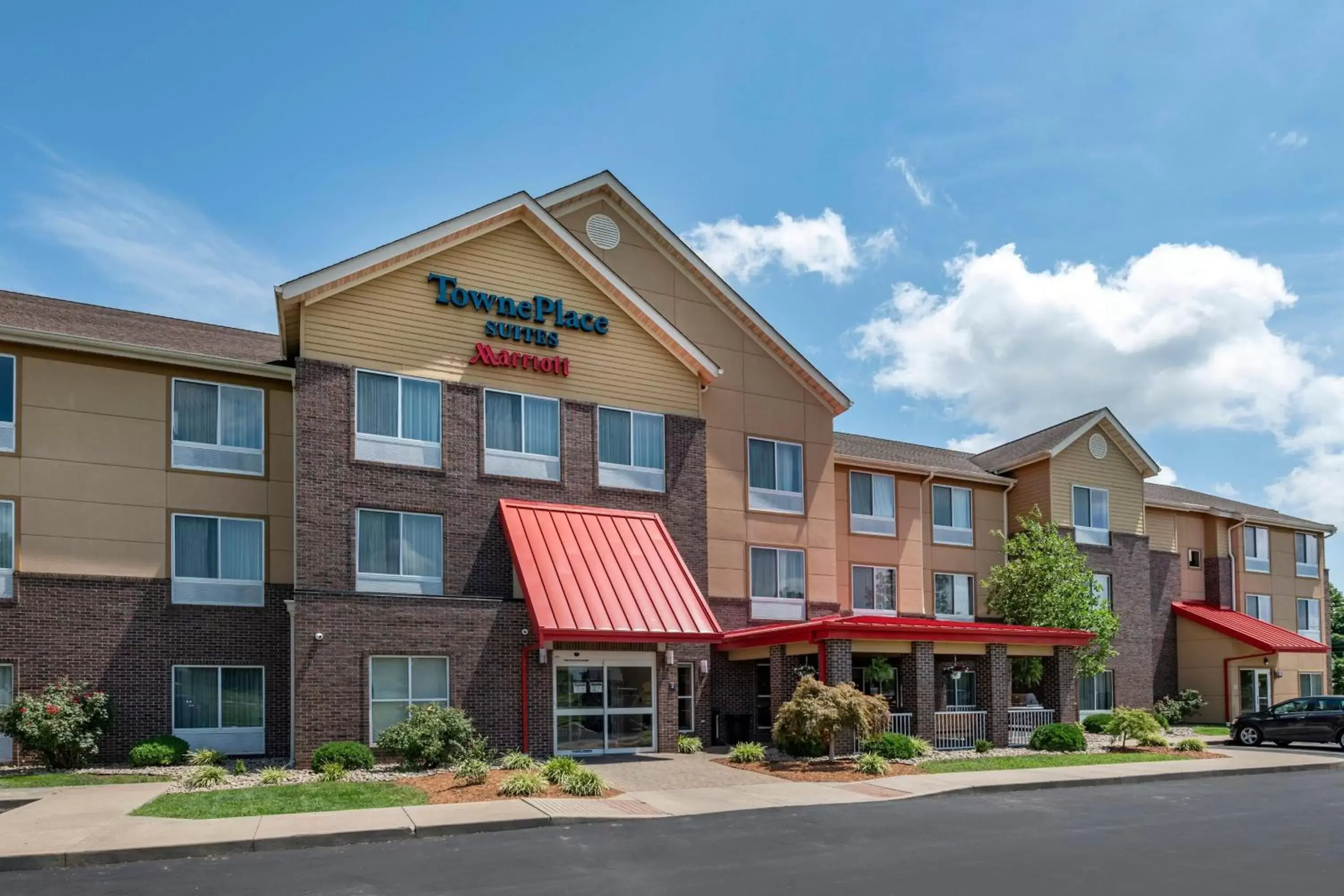 Property Building in TownePlace Suites by Marriott Vincennes