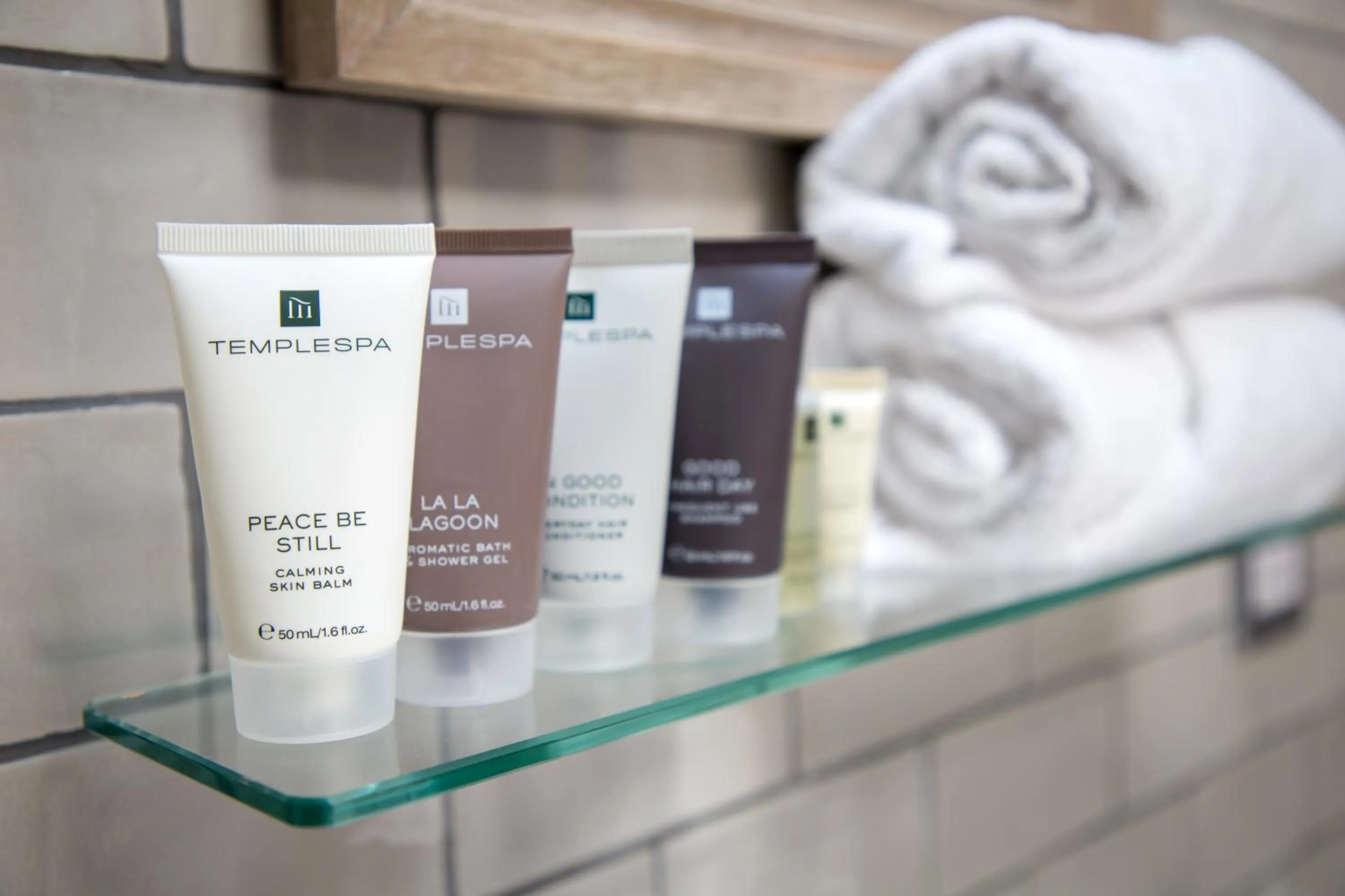 Bathroom in The Lion Bicester