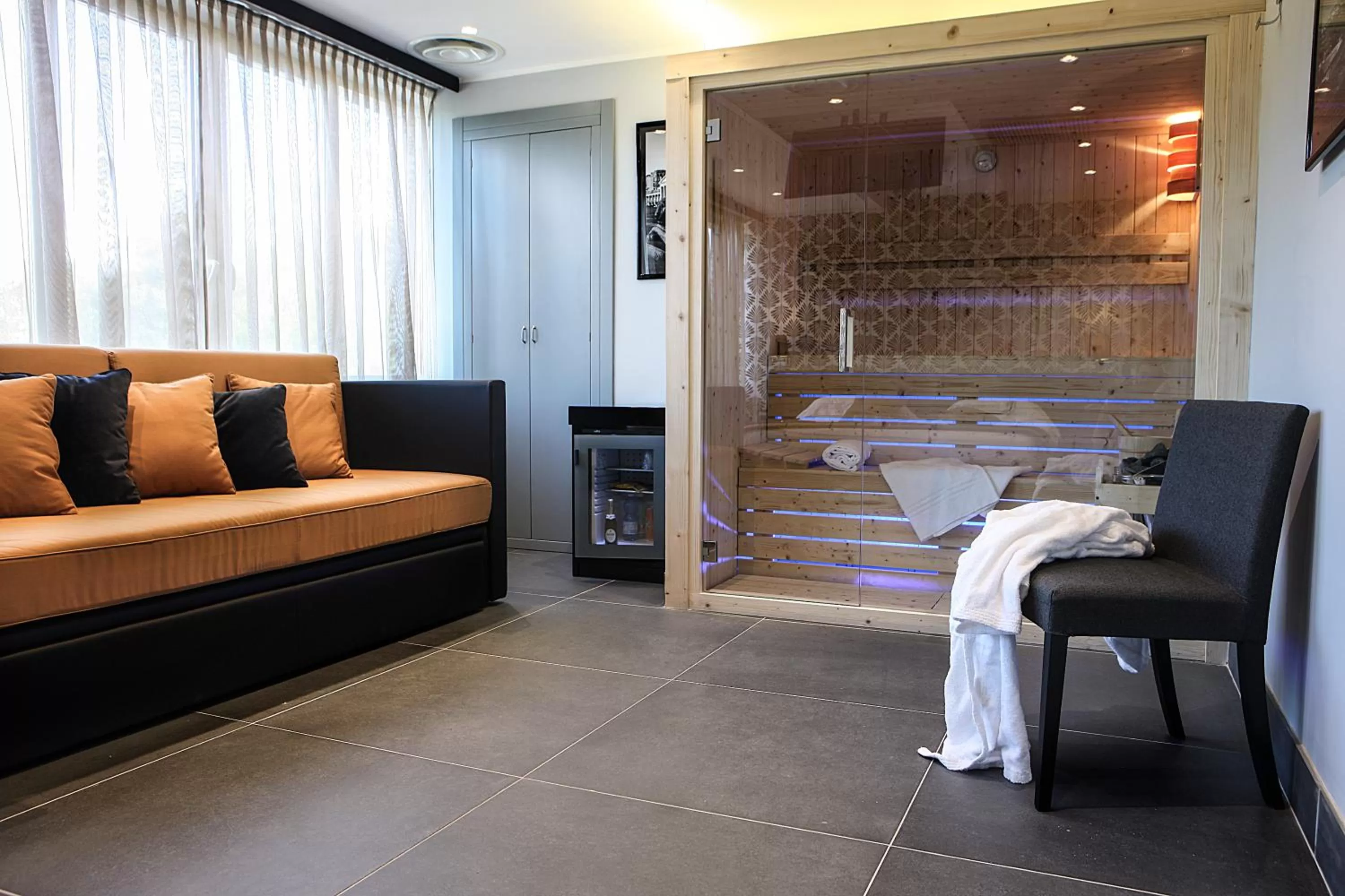 Sauna in Best Western JFK Hotel