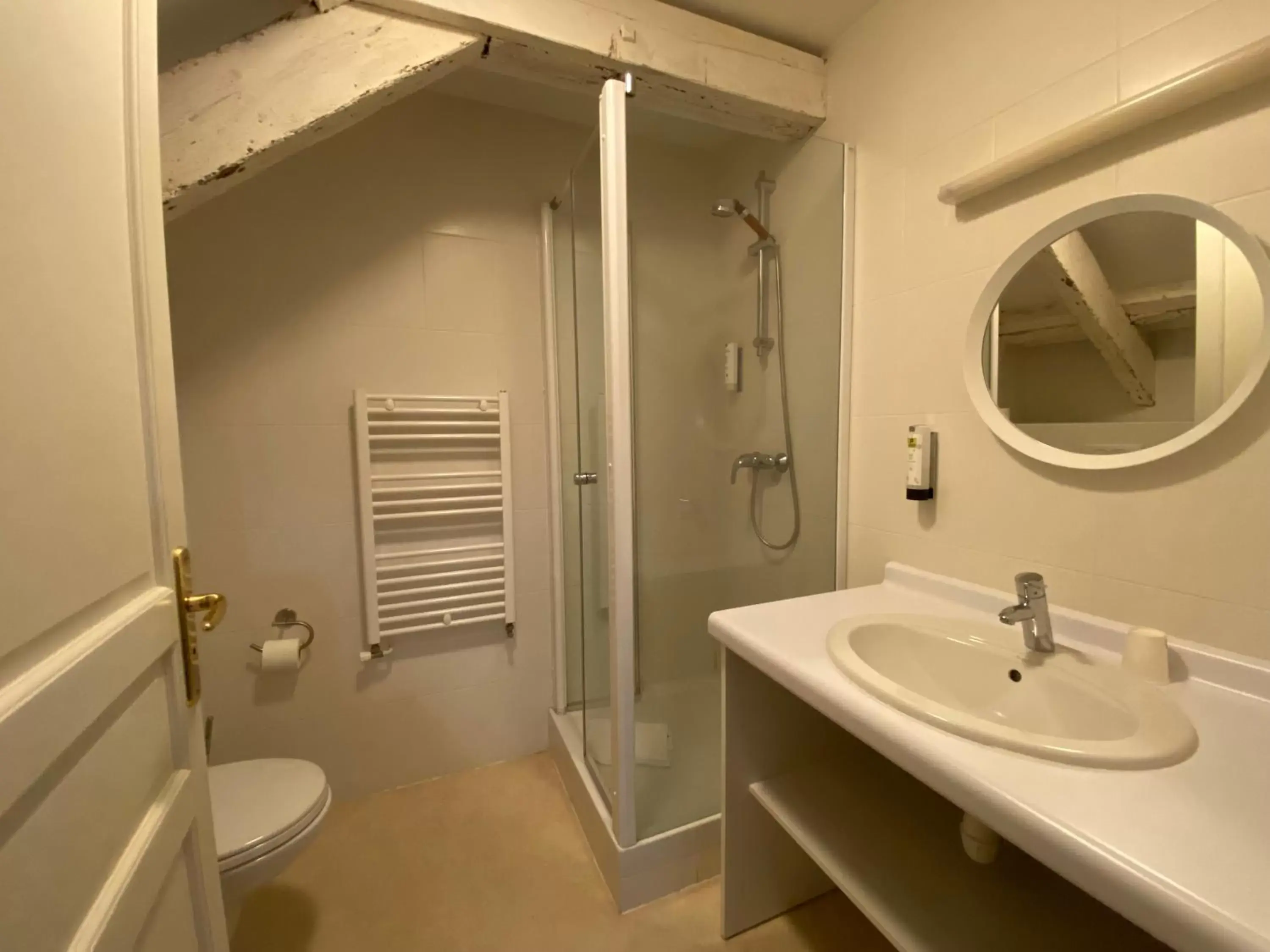 Bathroom in La Ferme Du Blanchot