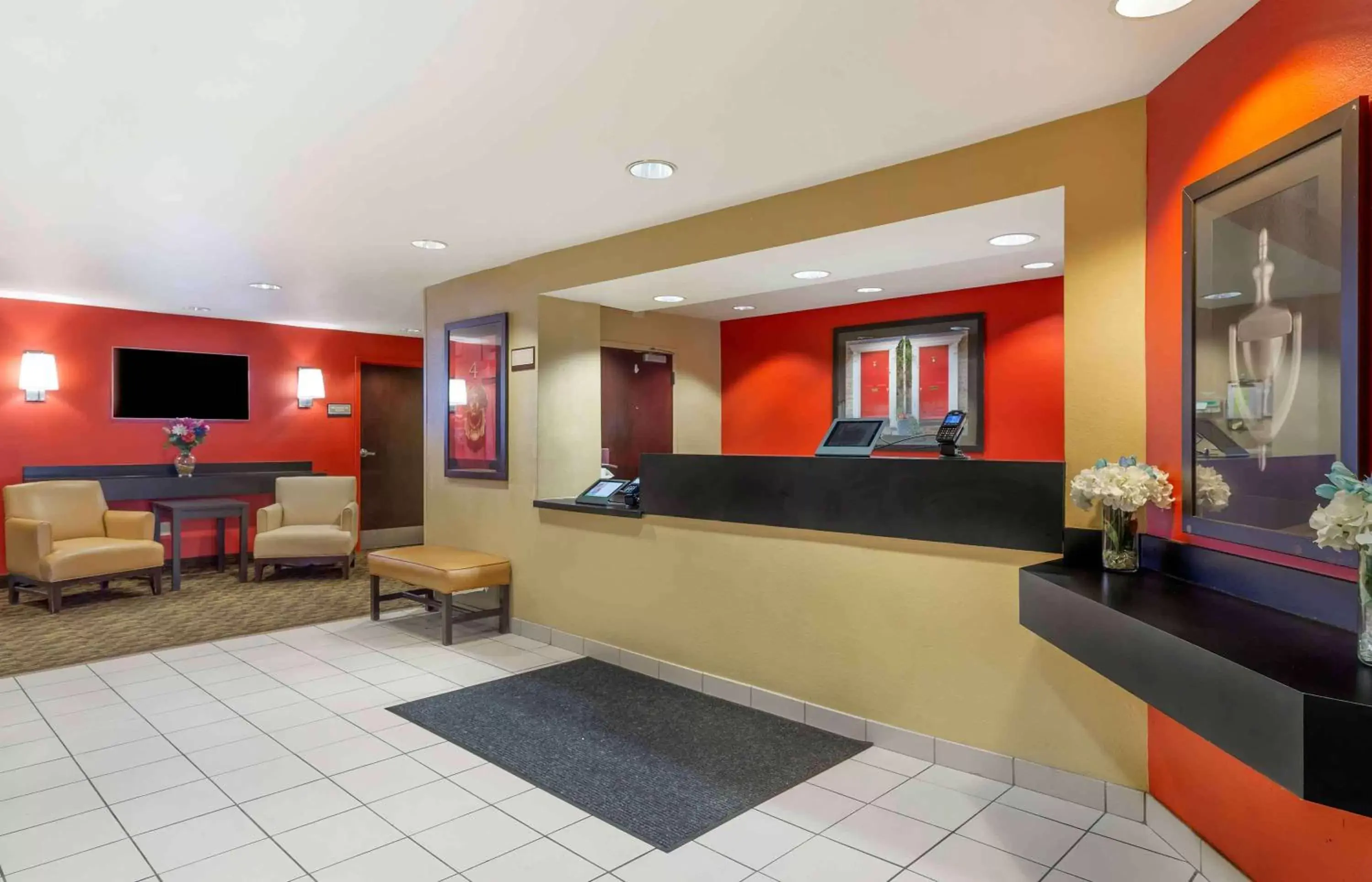 Lobby or reception, Lobby/Reception in Extended Stay America Suites - Providence - Warwick