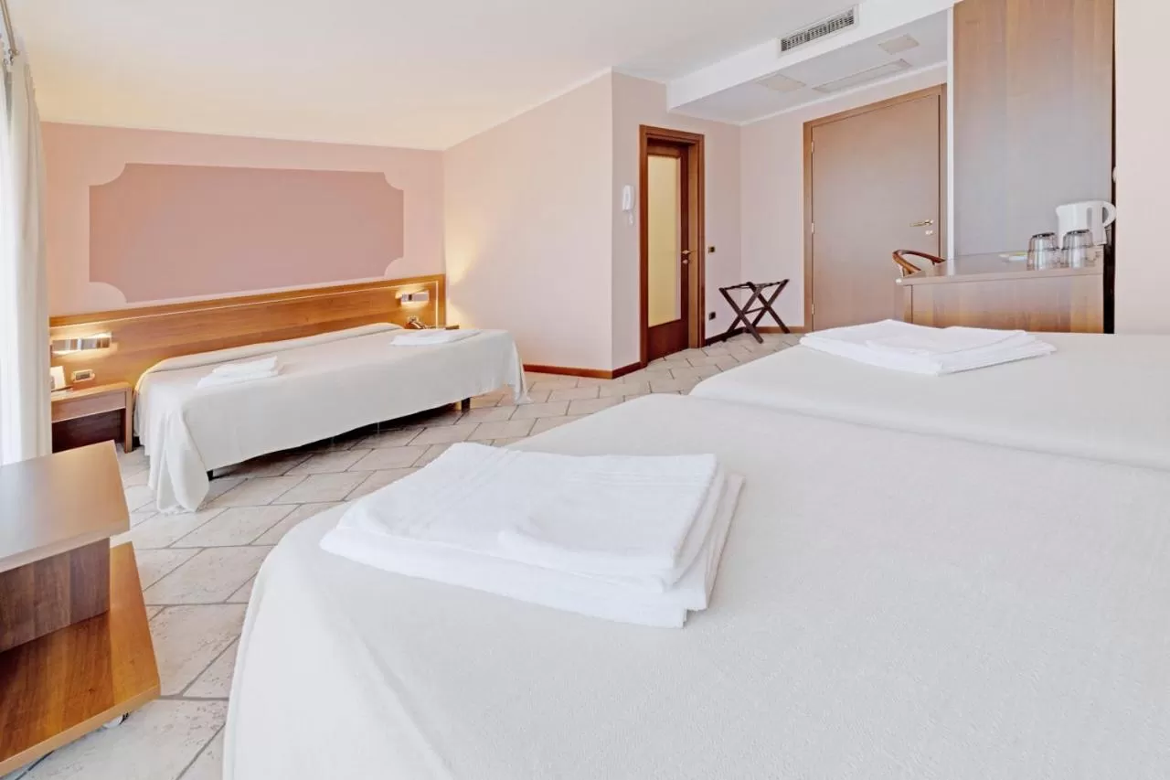 Photo of the whole room, Bed in Hotel Grotto Bagat