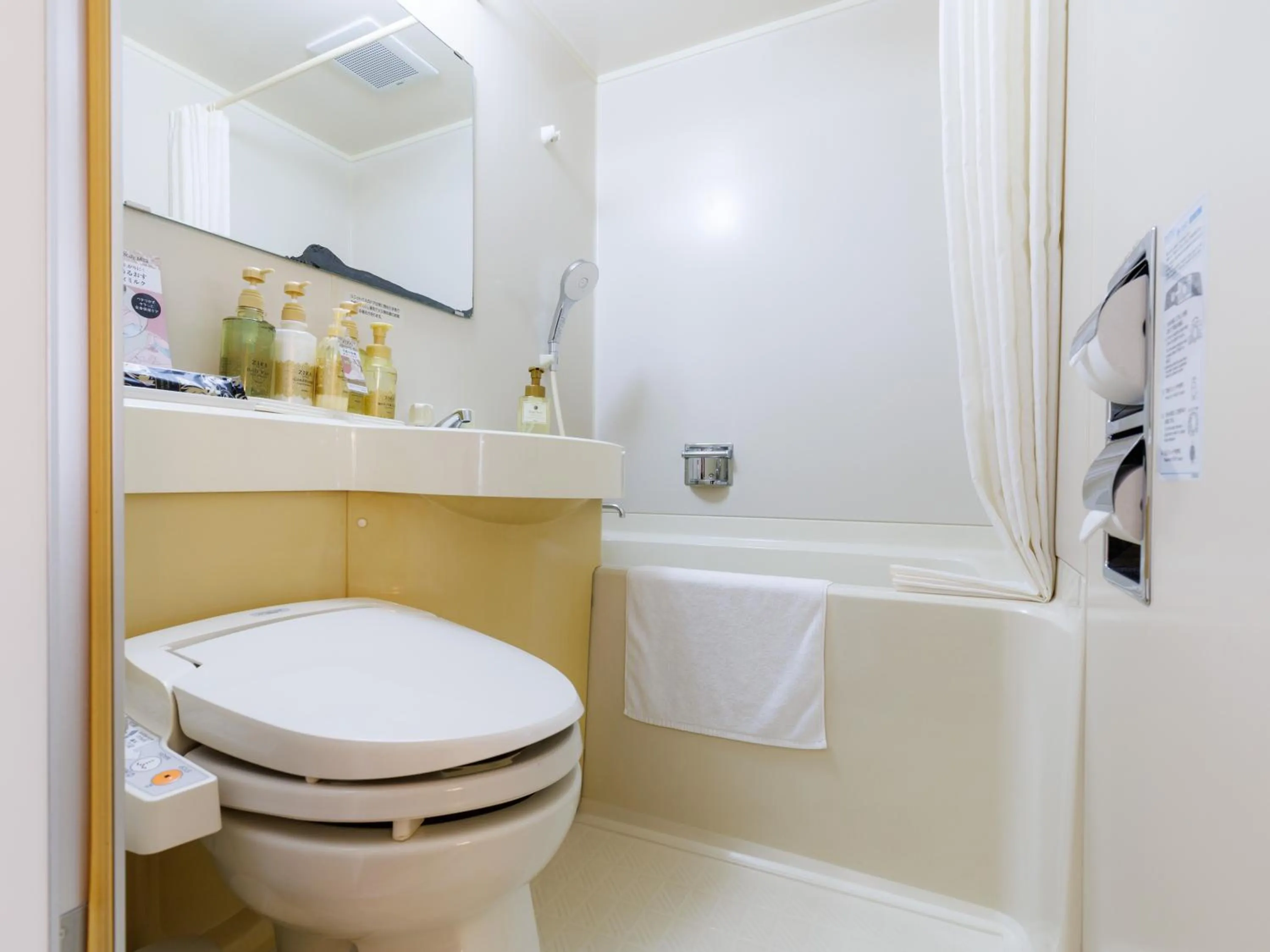 Shower in Tabist Hokkaido Daiichi Hotel Sapporo