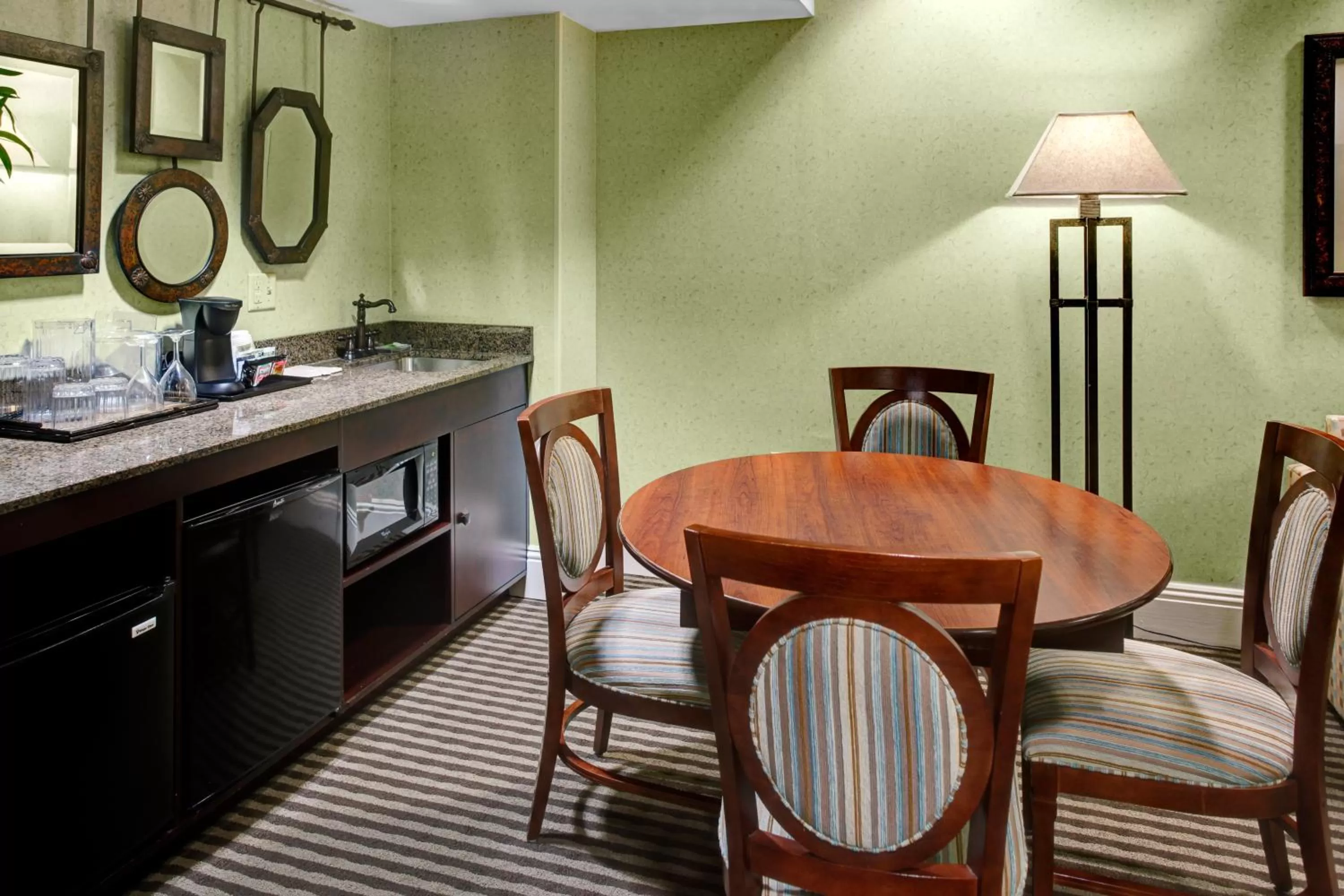 Photo of the whole room in Holiday Inn Express Hotel & Suites Atlanta Buckhead by IHG
