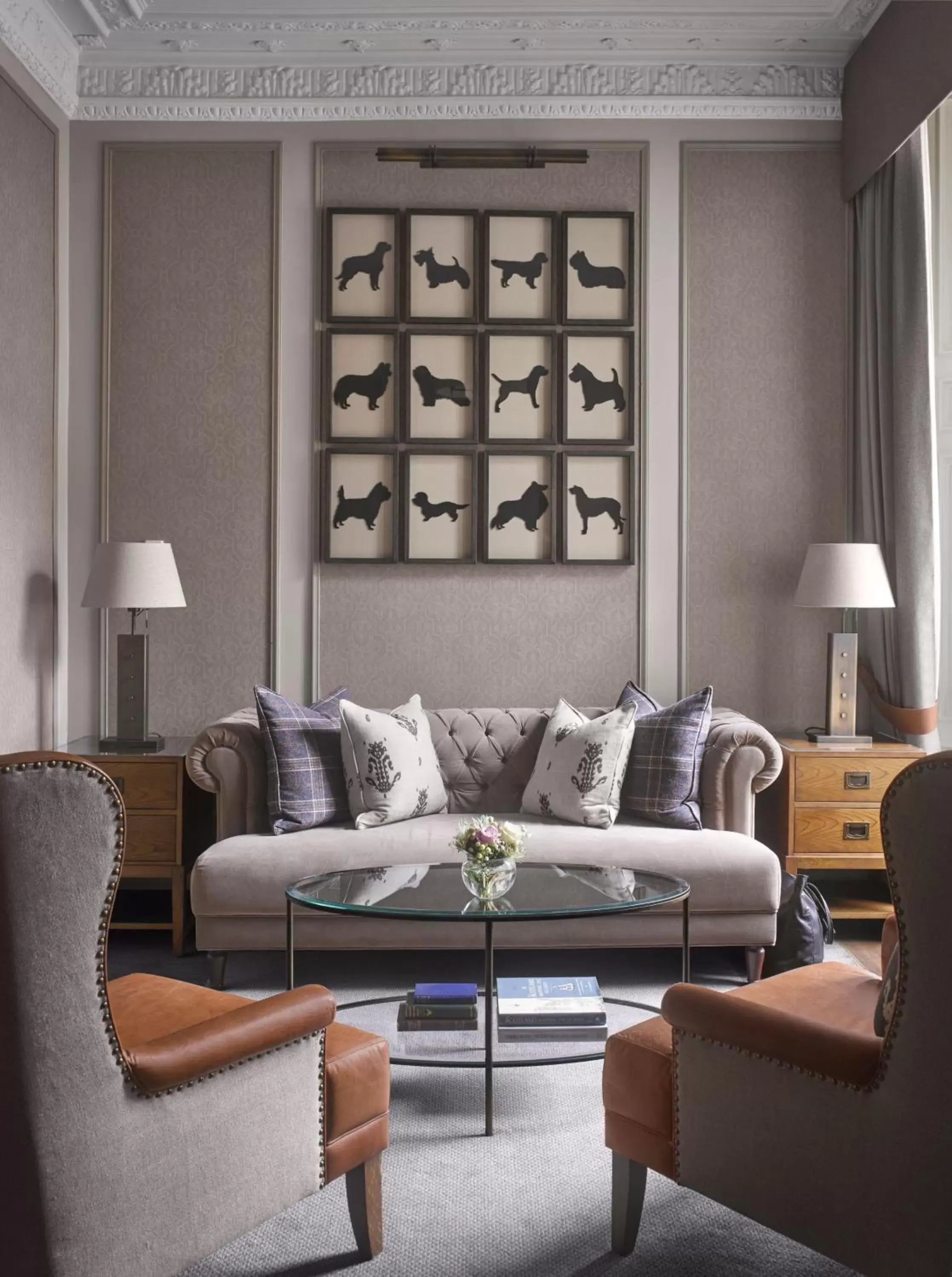 Living room, Seating Area in InterContinental Hotels - Edinburgh The George, an IHG Hotel