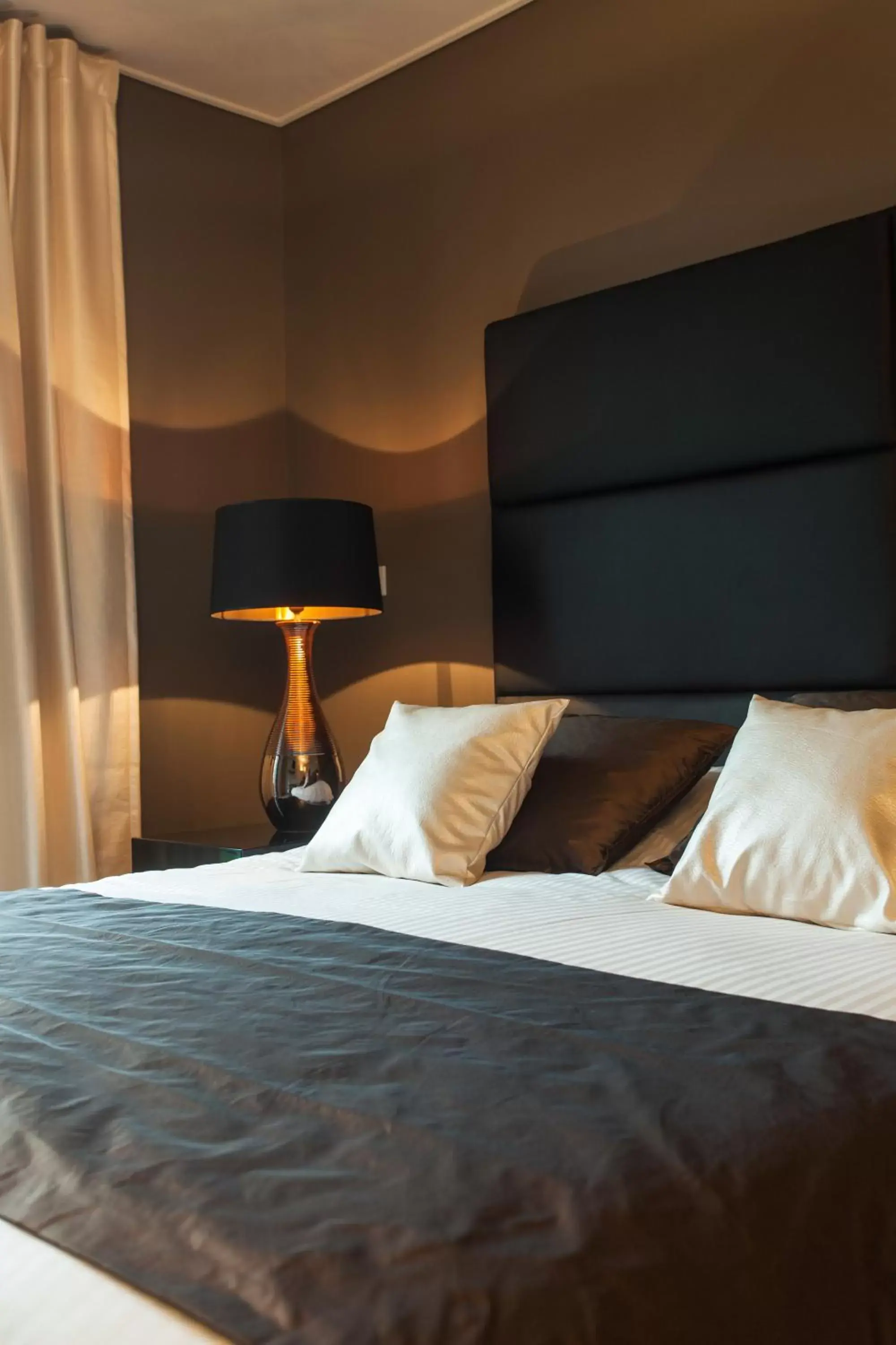 Bedroom, Bed in Hotel Restaurant Les Capucins Bedroom, Bed in Hotel Restaurant Les Capucins