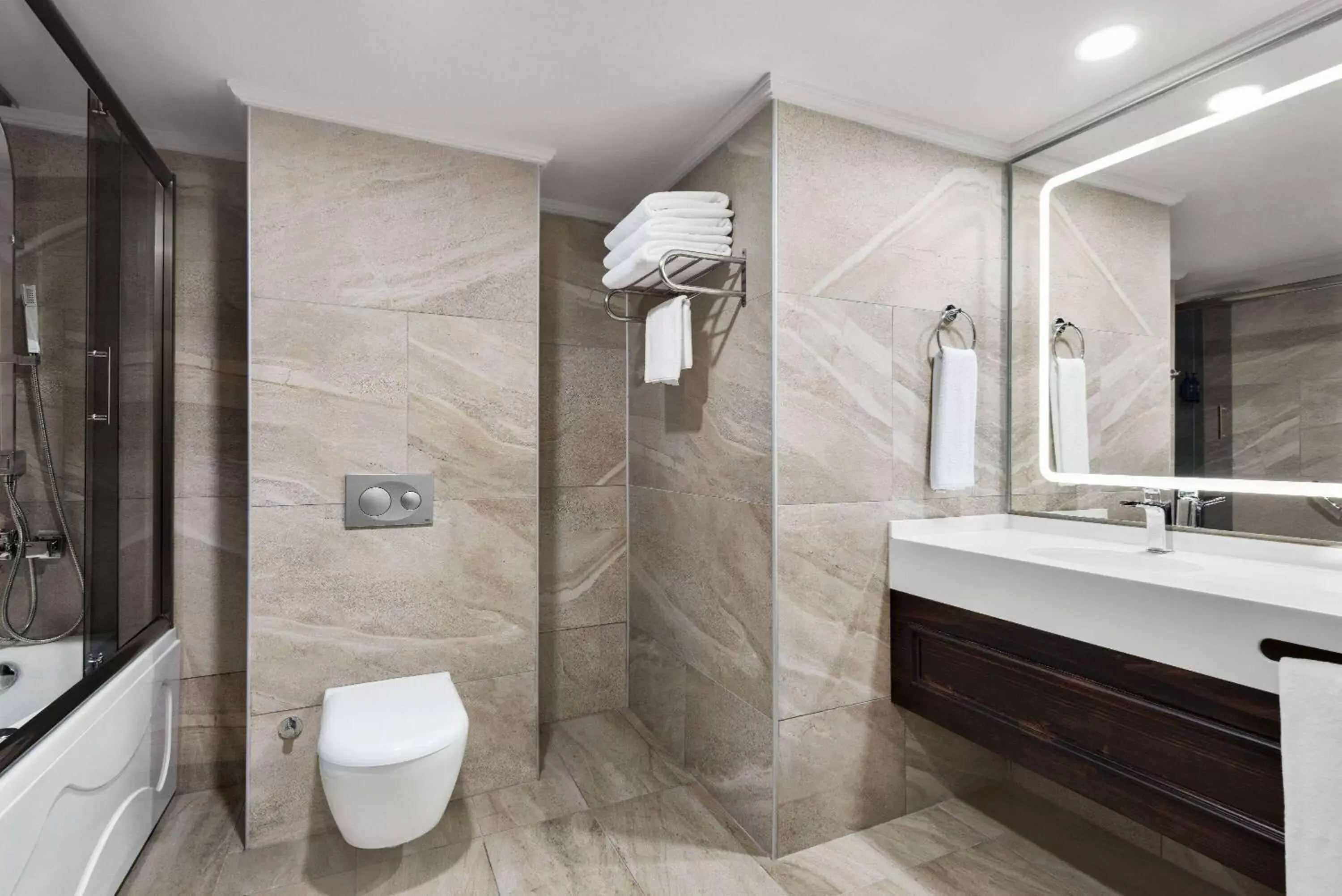 TV and multimedia, Bathroom in Ramada Plaza by Wyndham Silivri