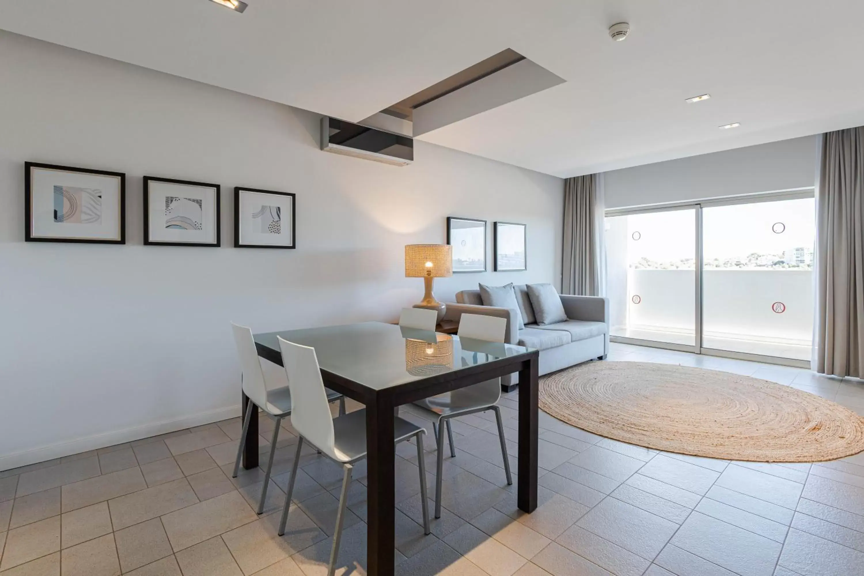 Living room, Dining Area in Pelican Alvor