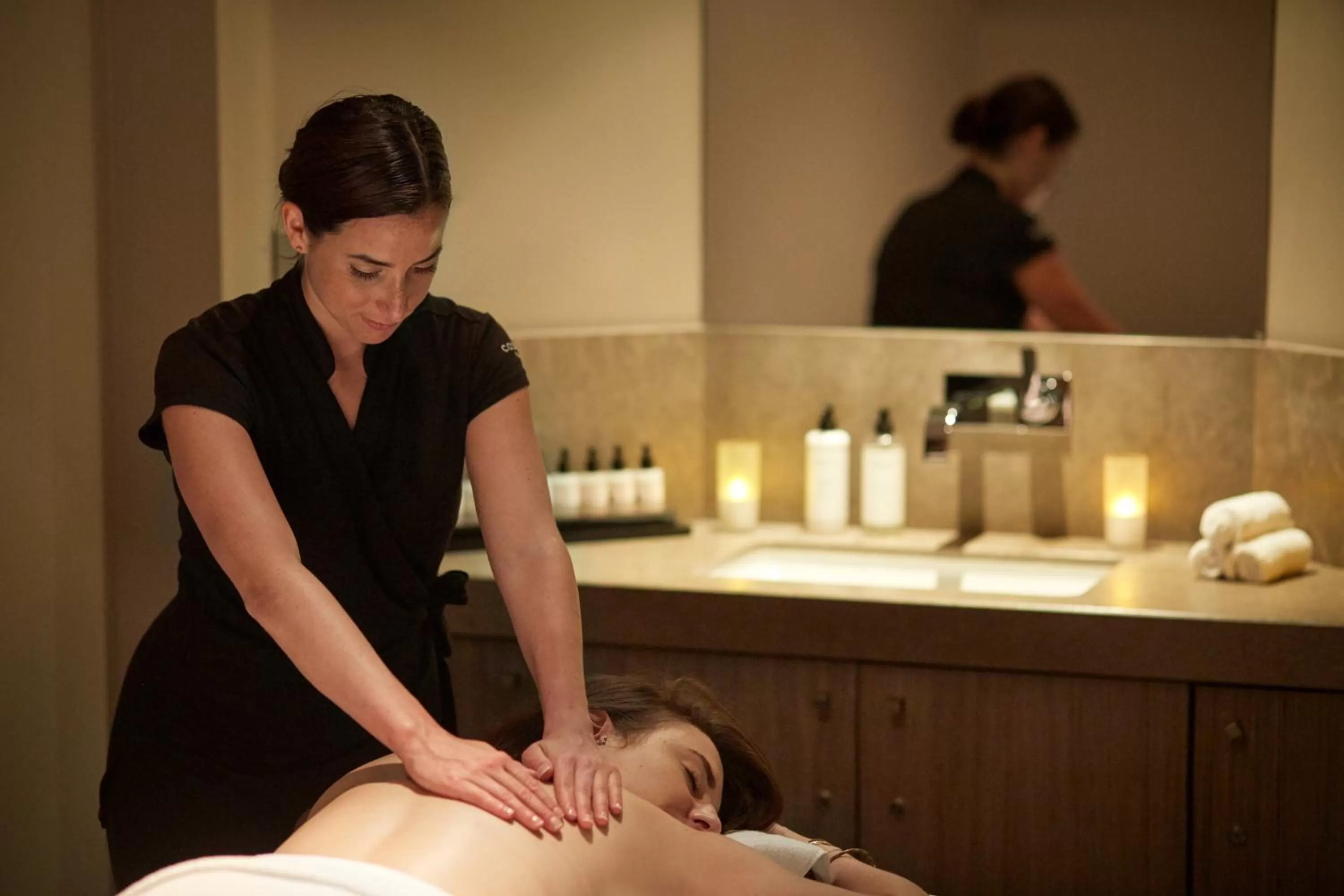 Activities in Le Pavillon de la Reine & Spa, Place des Vosges