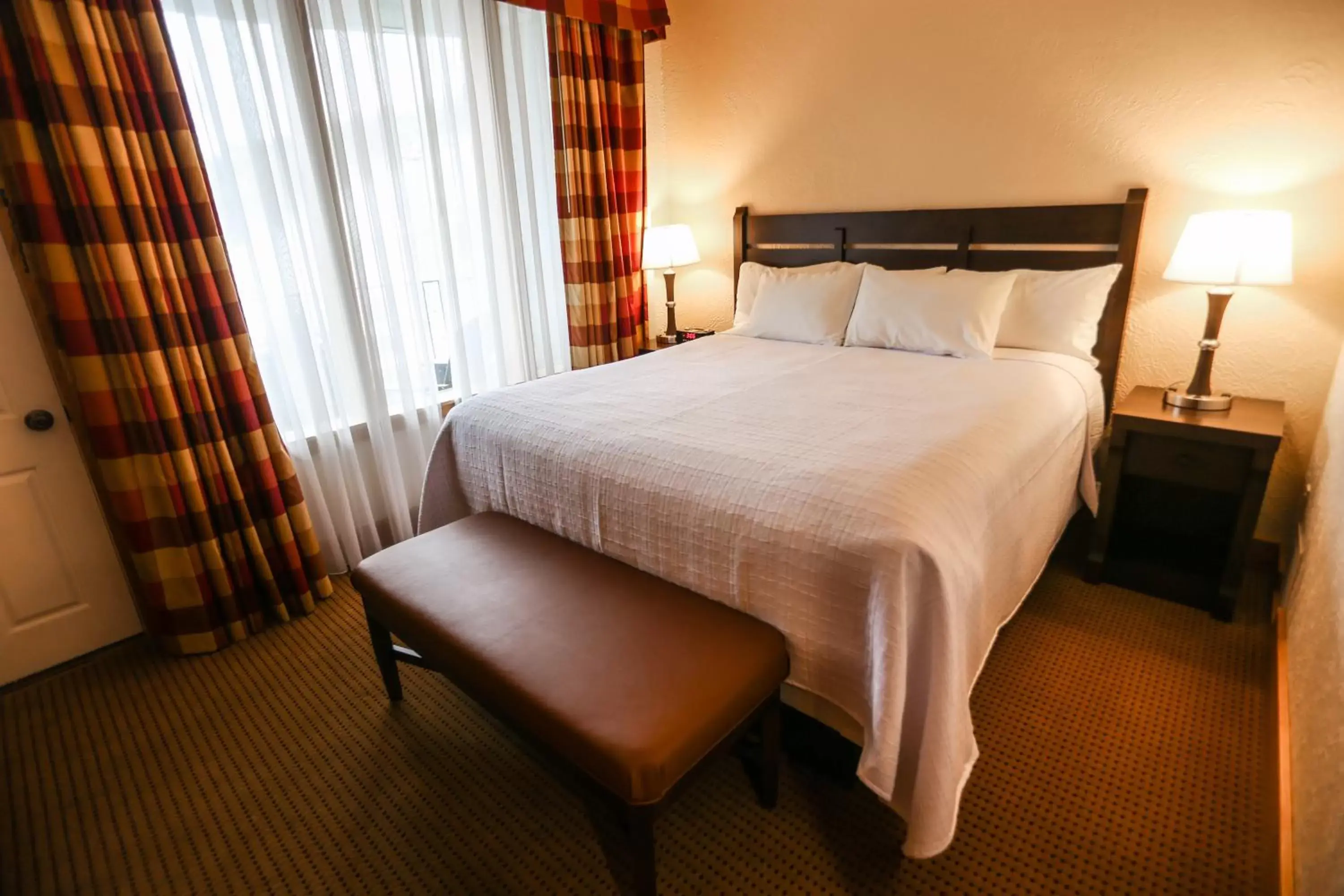 Bed in Slopeside Hotel by Seven Springs Resort