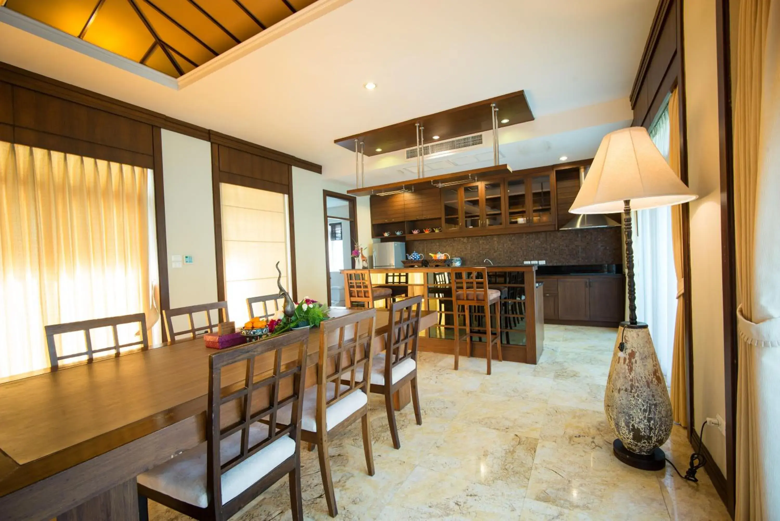 Dining area, Lounge/Bar in Sibsan Resort & Spa Maetaeng SHA