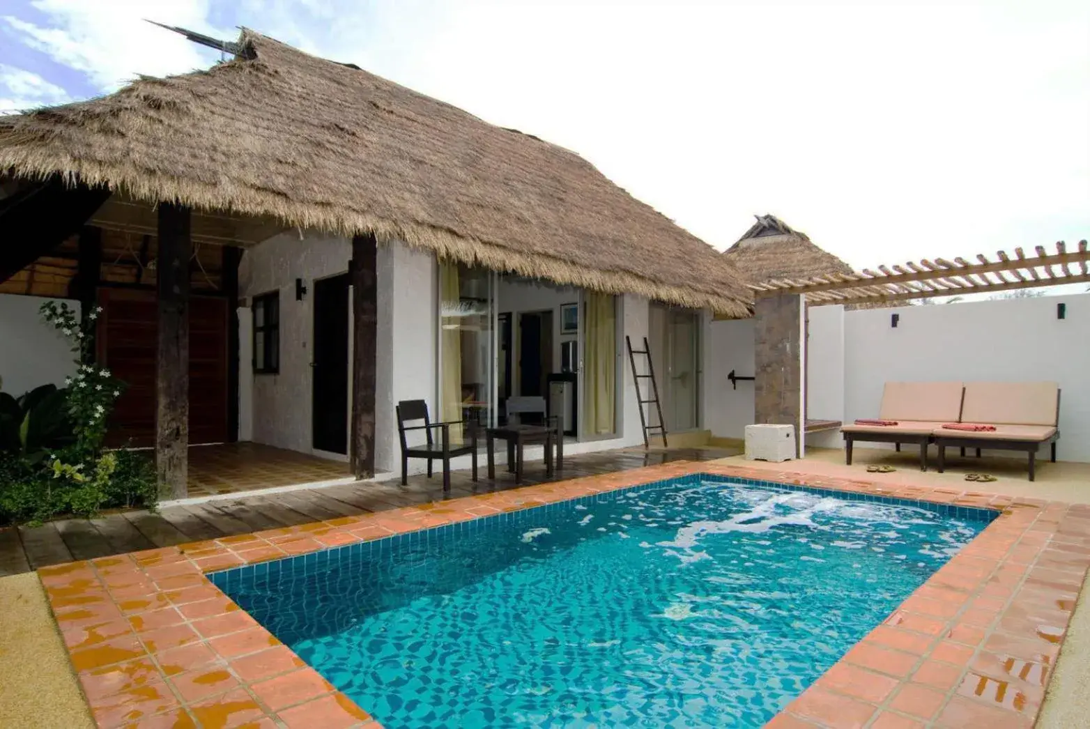 Balcony/Terrace, Swimming Pool in Lawana Escape Beach Resort