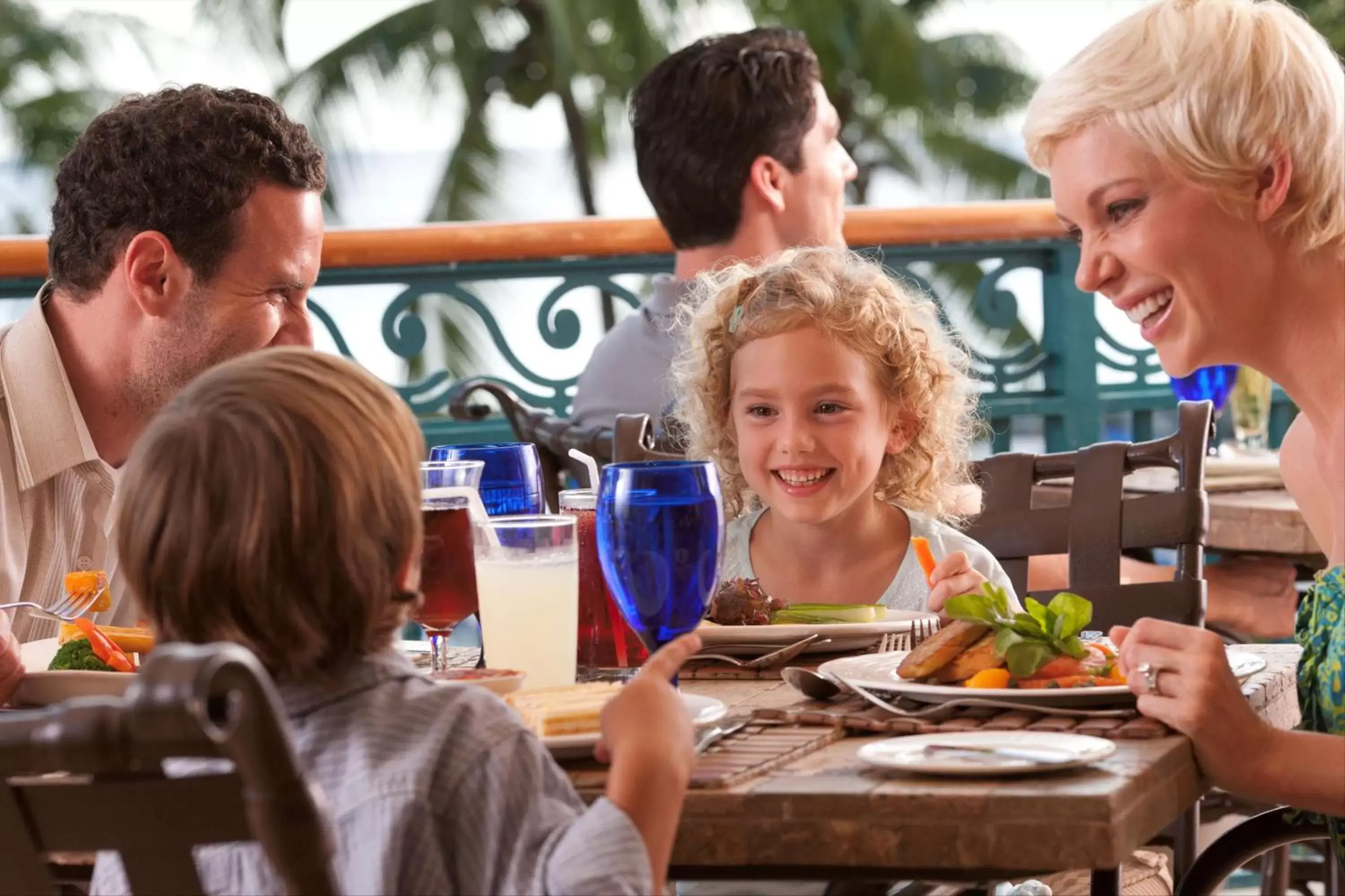 Restaurant/places to eat, Family in Hilton Cairo Zamalek Residences