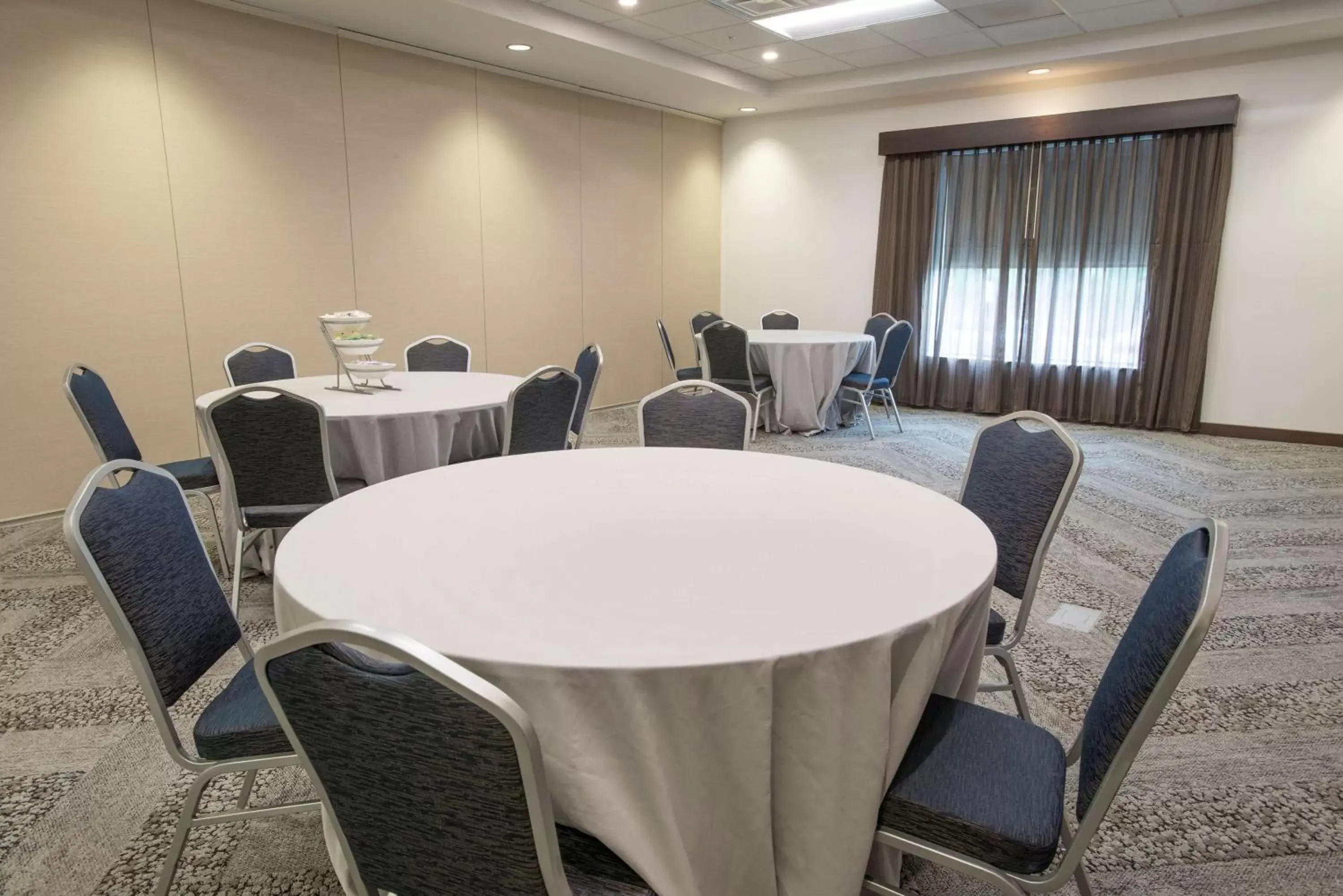 On site, Business Area/Conference Room in Hyatt Place Cincinnati/Sharonville Convention Center