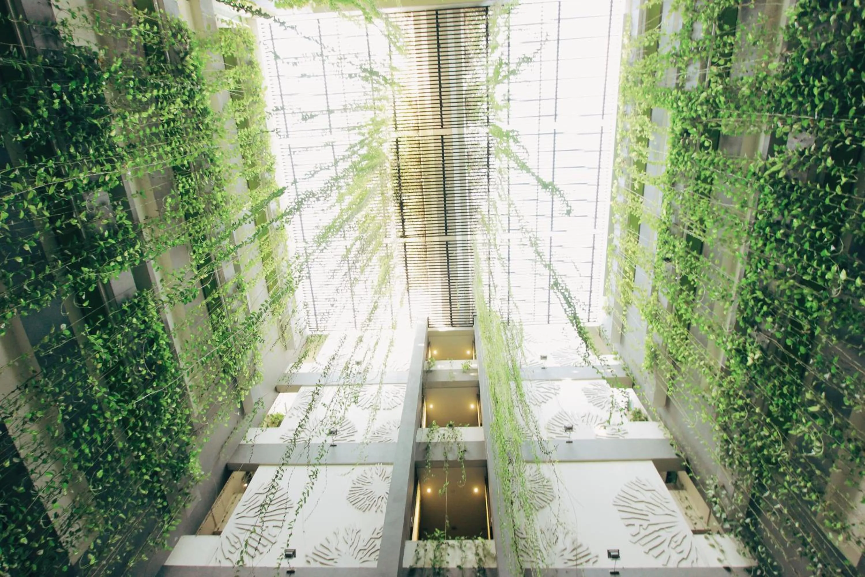 Restaurant/places to eat in Grandmas Plus Hotel Legian