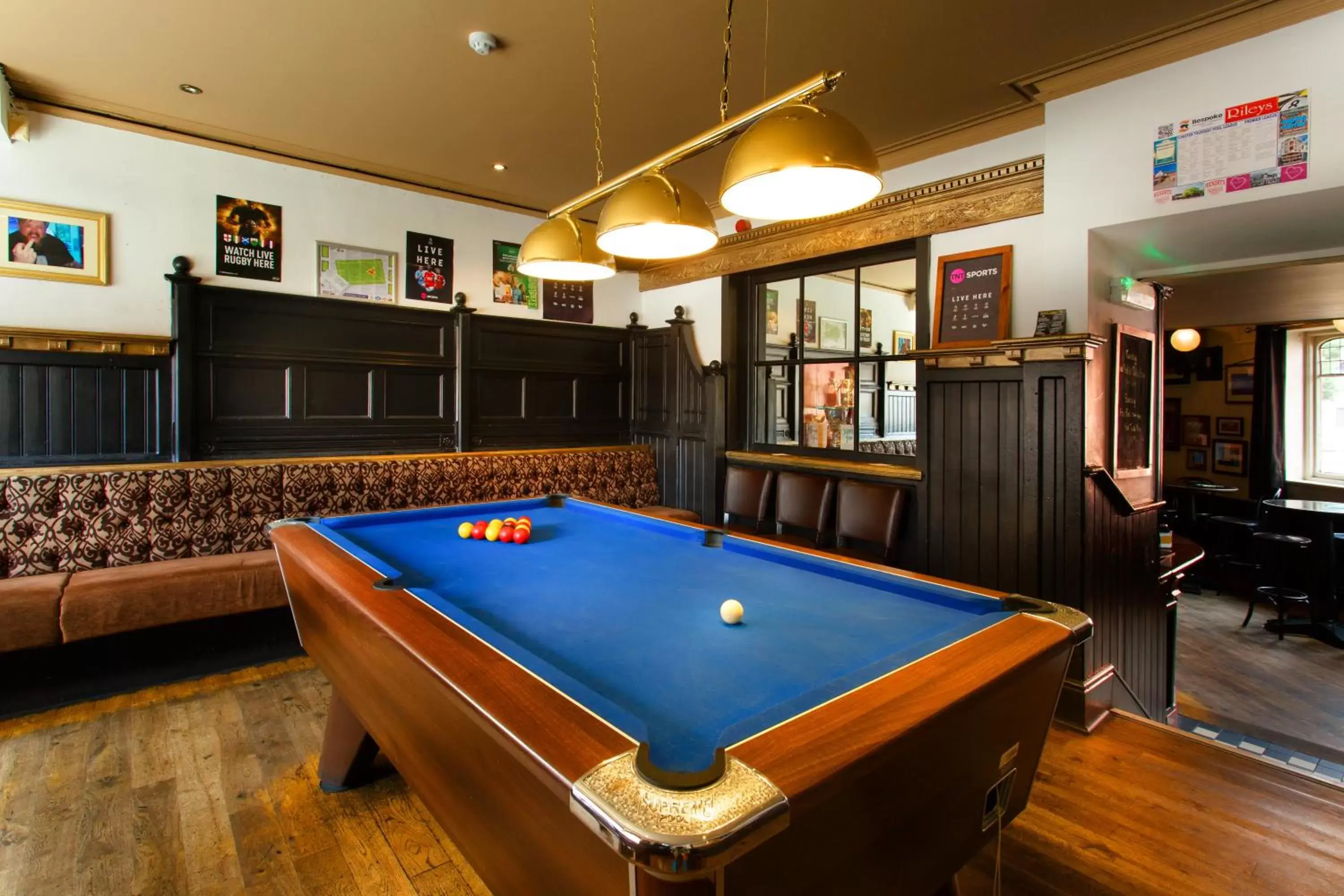 Game Room, Billiards in The Saddle Inn