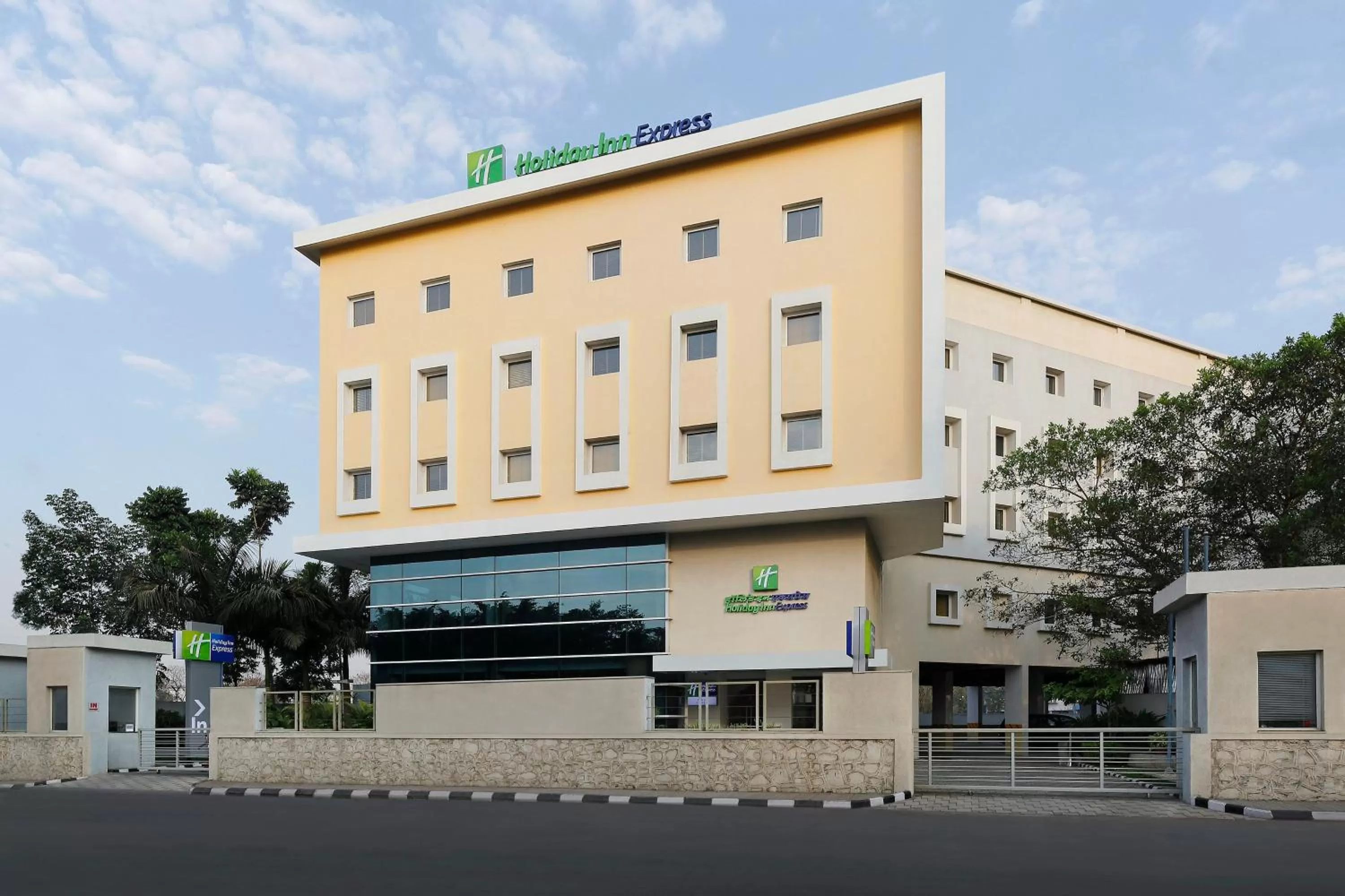 Property building in Holiday Inn Express Pune Pimpri by IHG