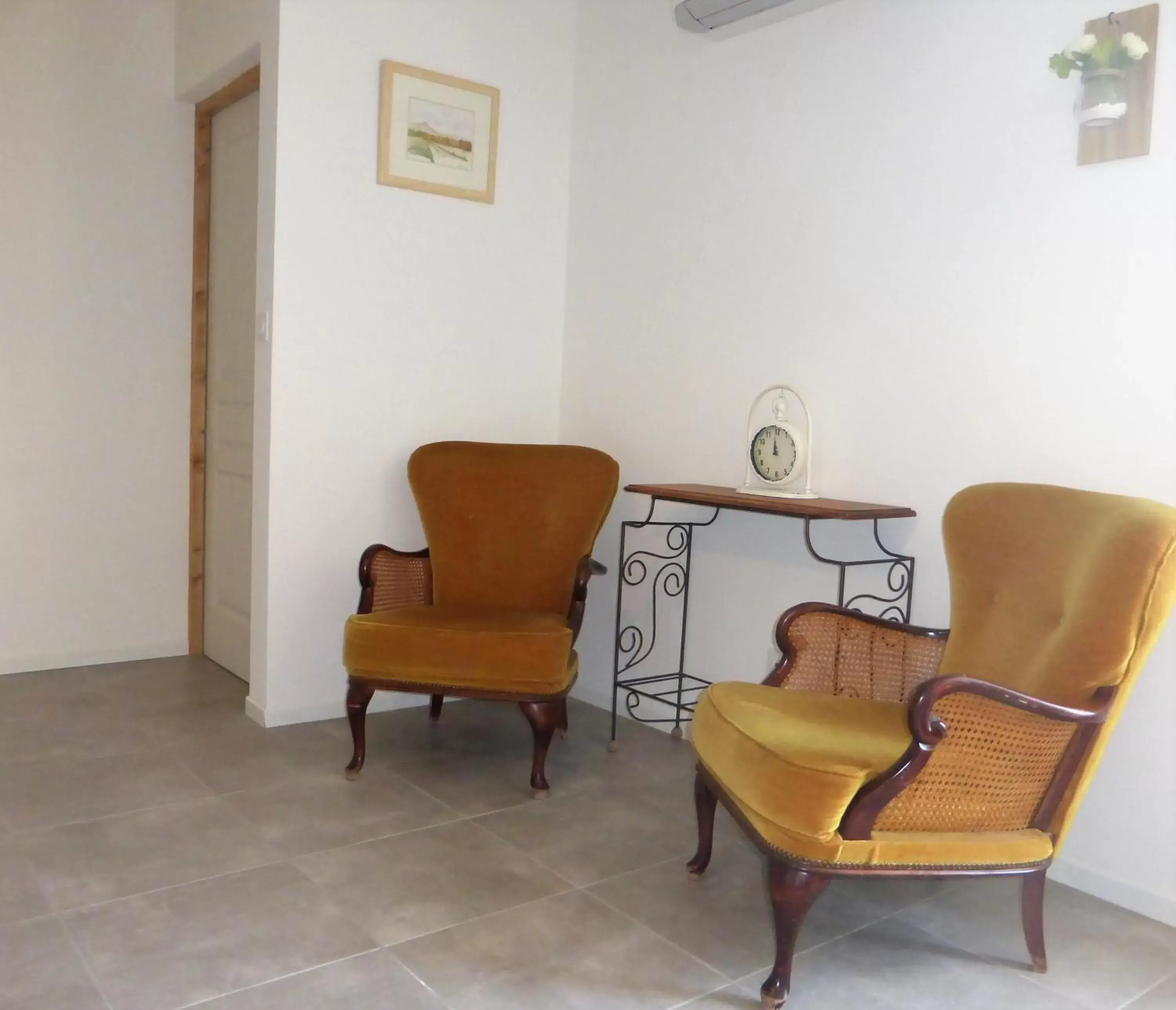 Seating Area in Maison d'hôtes La Bignone