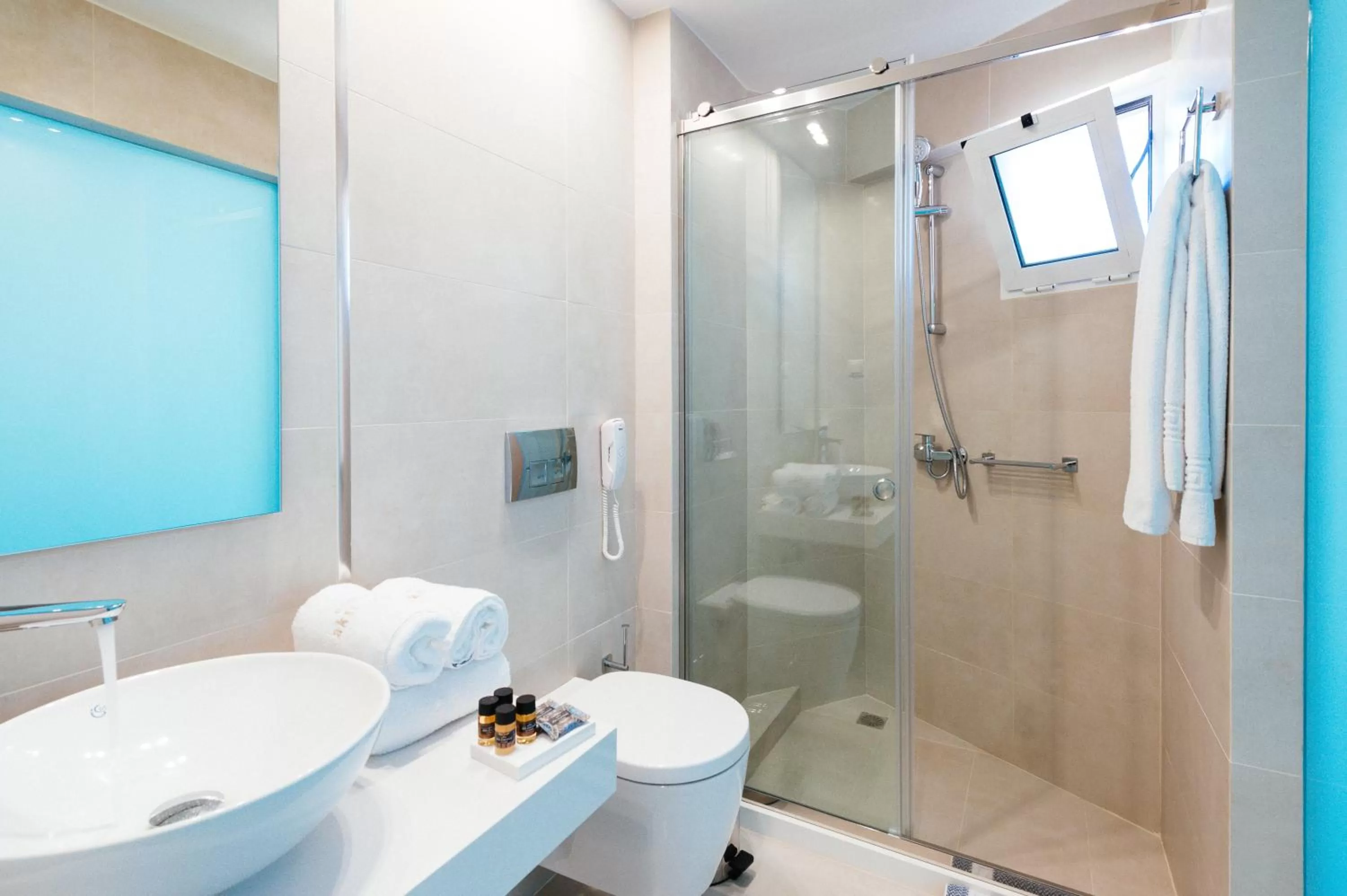 Bathroom in Elounda Akti Olous (Adults Only)