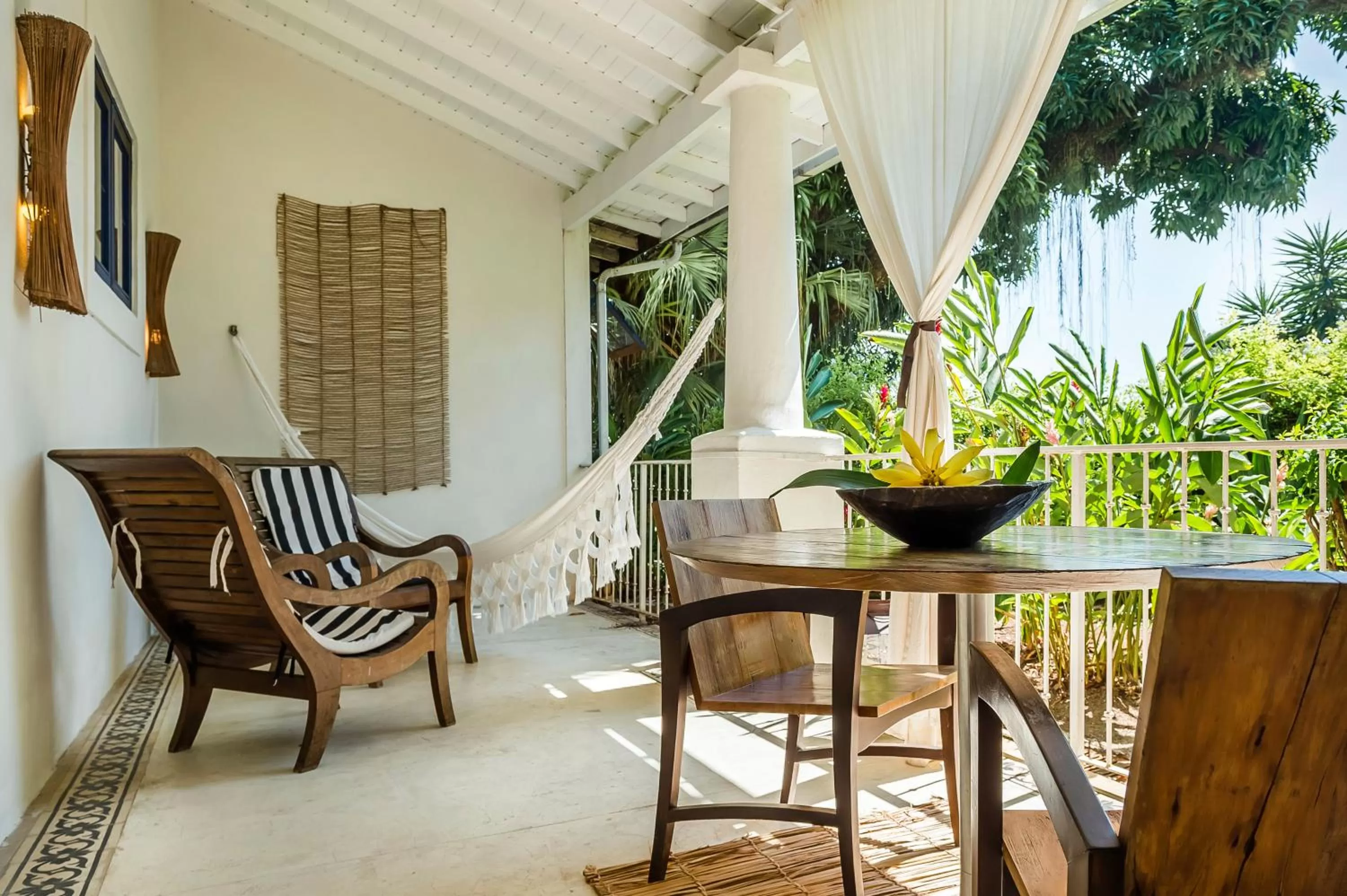 Patio in Santa Teresa Hotel Rio de Janeiro - MGallery Collection