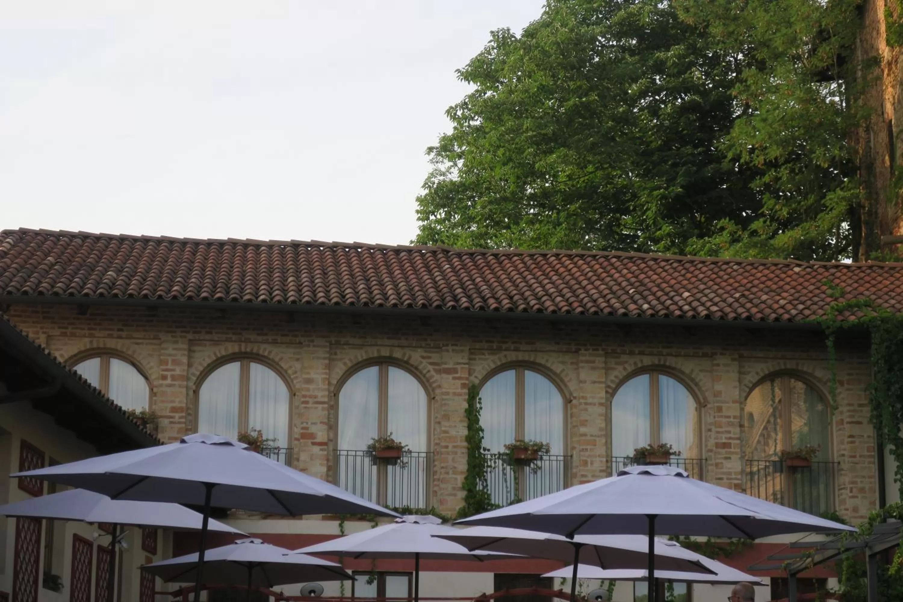 Property building in Foresteria Ristorante Conti Roero