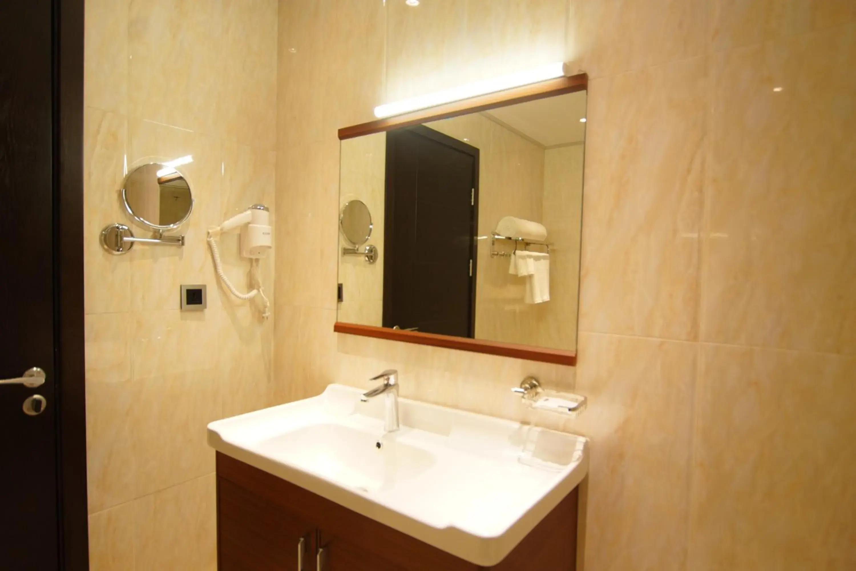 Bathroom in Best Western Premier Dynasty