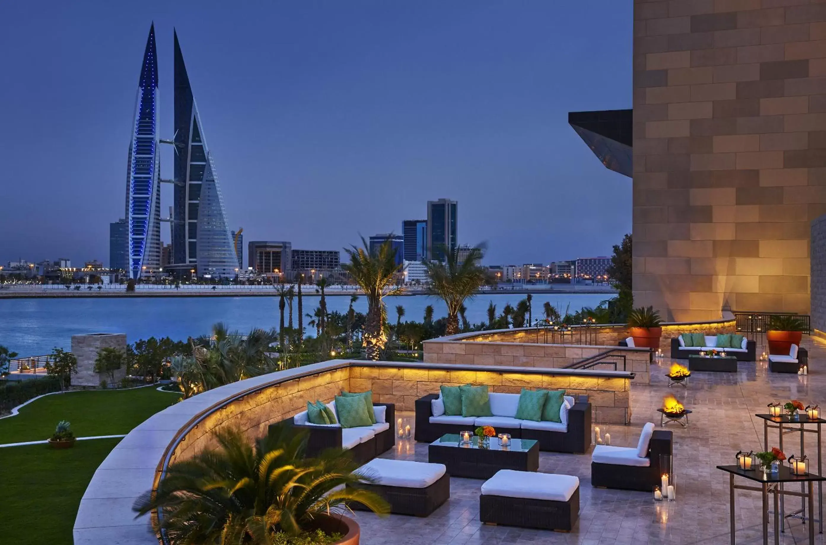 BBQ facilities, Patio/Outdoor Area in Four Seasons Hotel Bahrain Bay